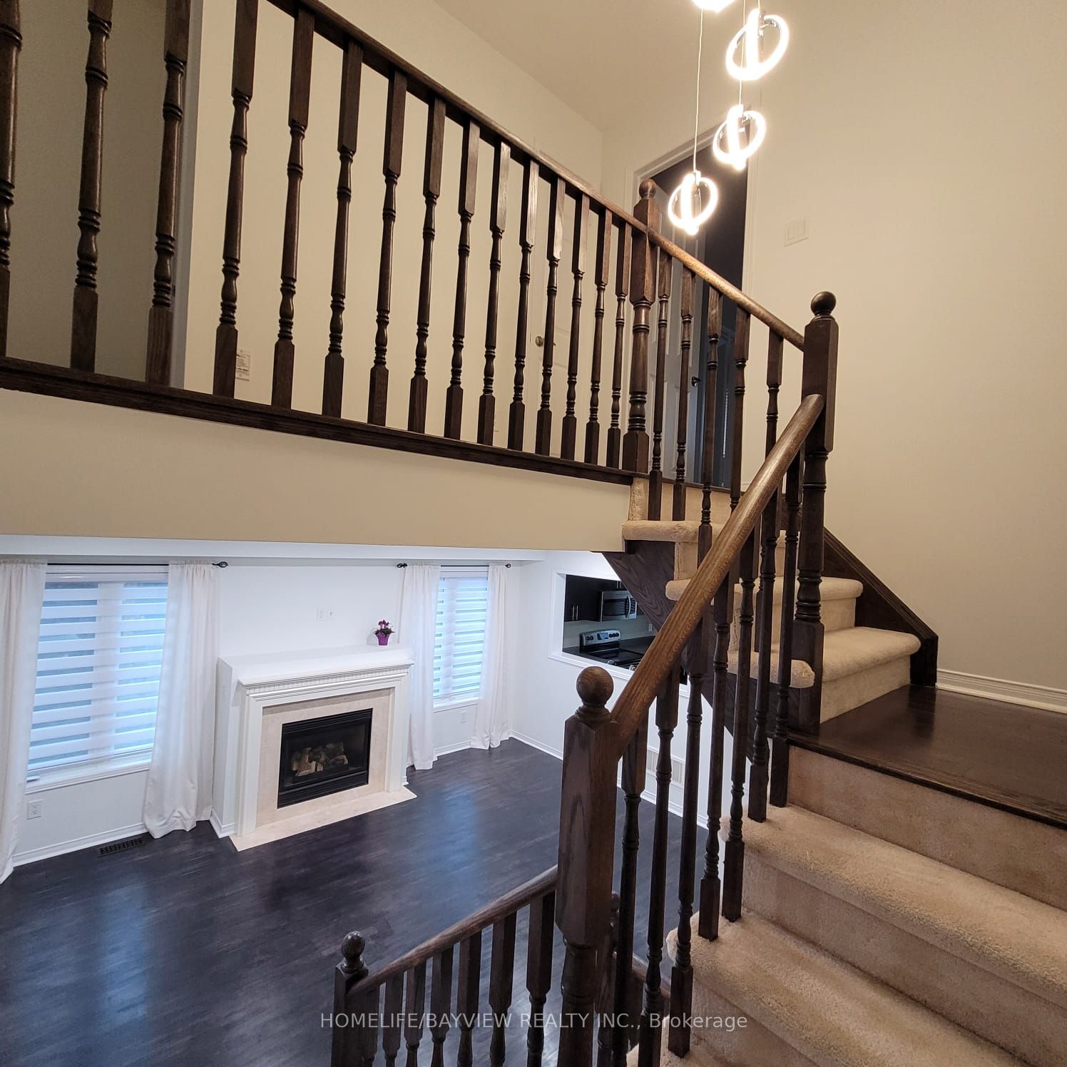 124 Gwillimbury Dr Property Photo 6