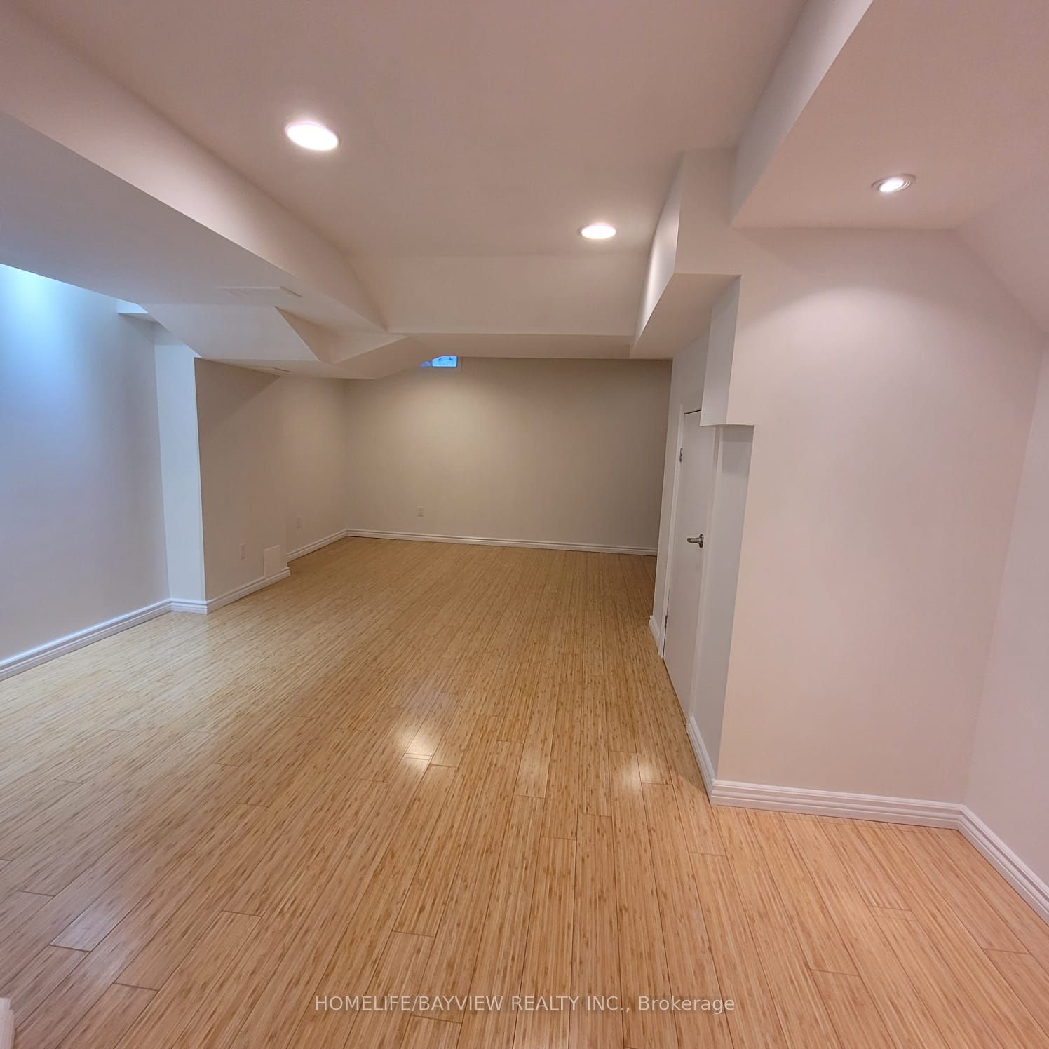 124 Gwillimbury Dr Property Photo 17