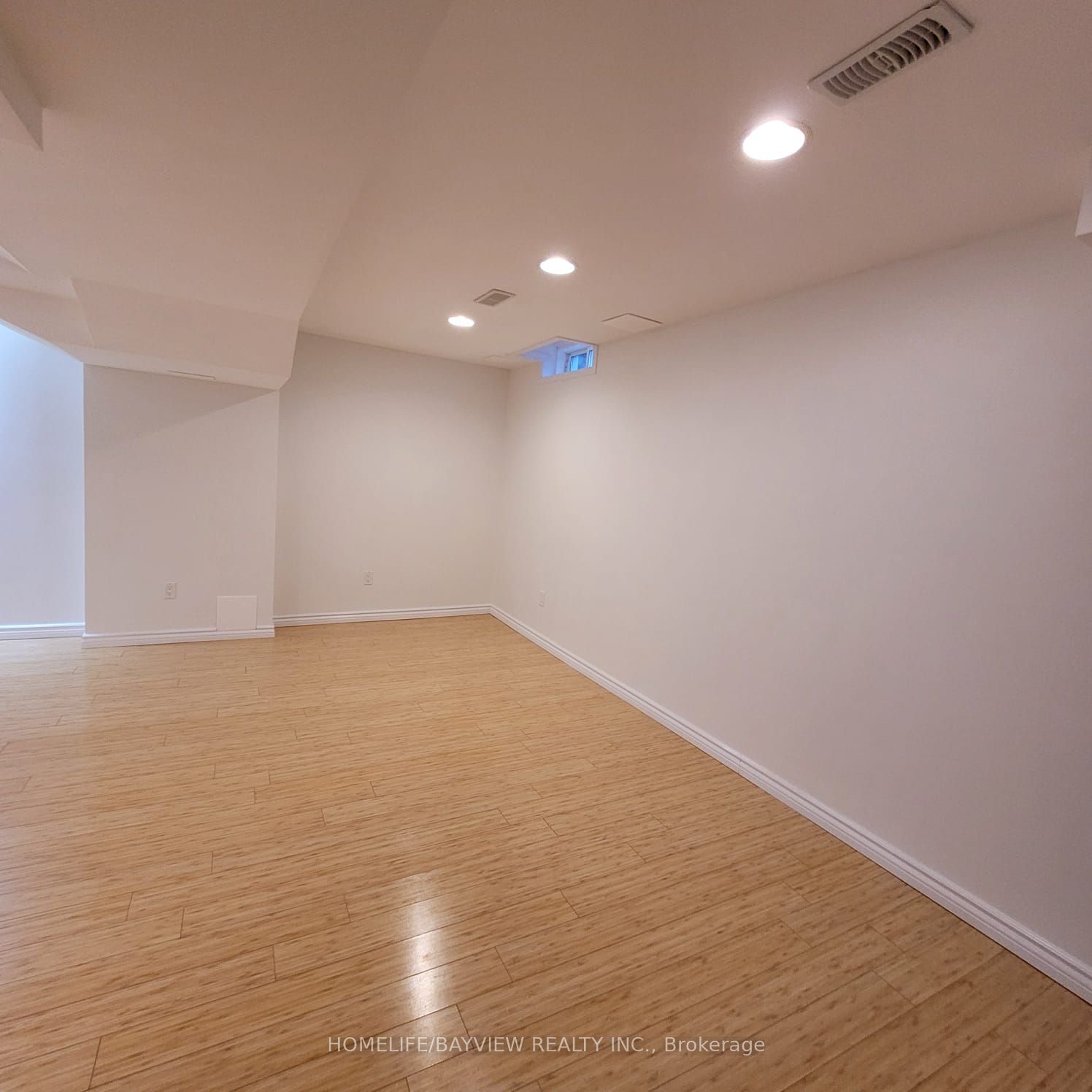 124 Gwillimbury Dr Property Photo 19