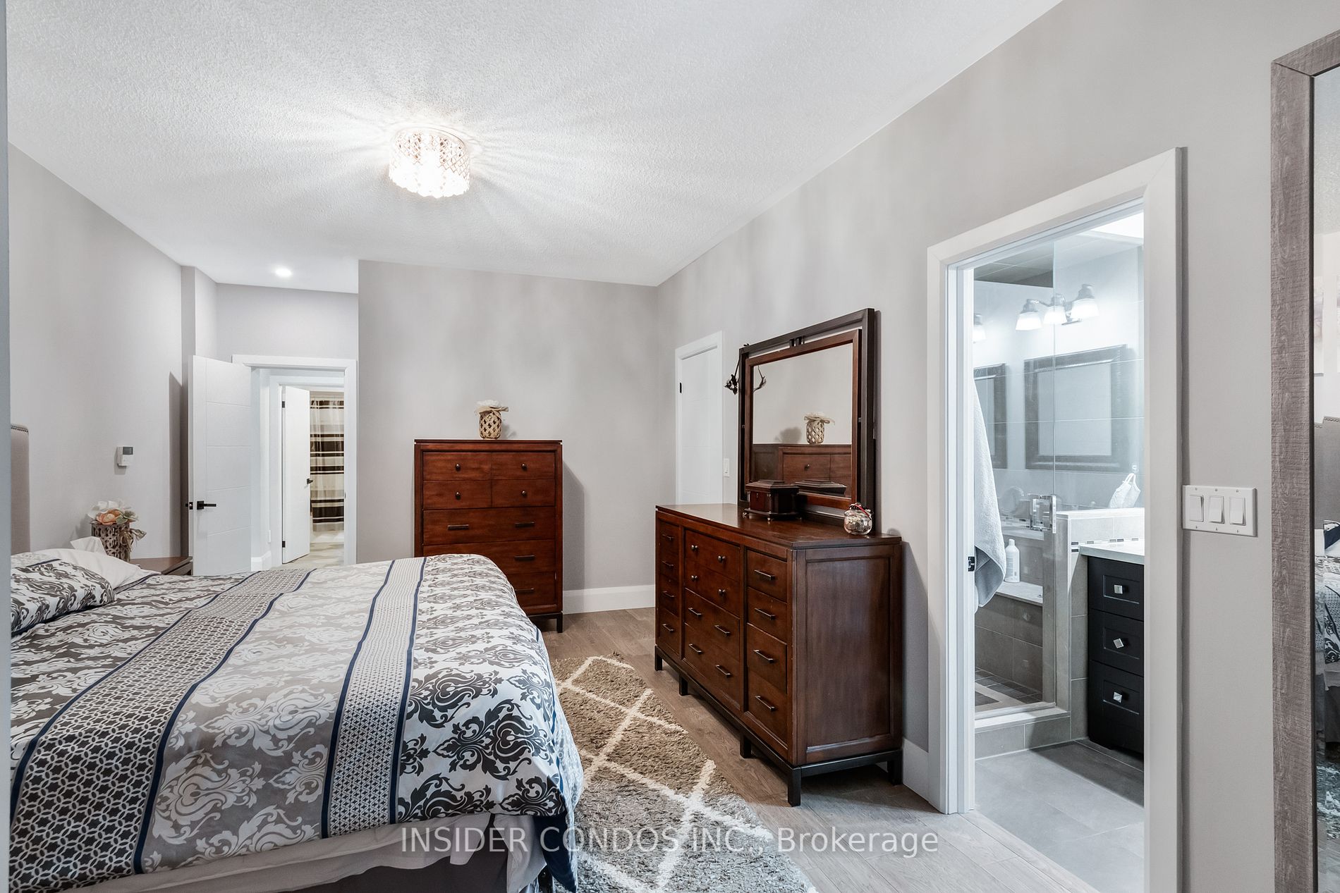 111 Regency View Hts Property Photo 18