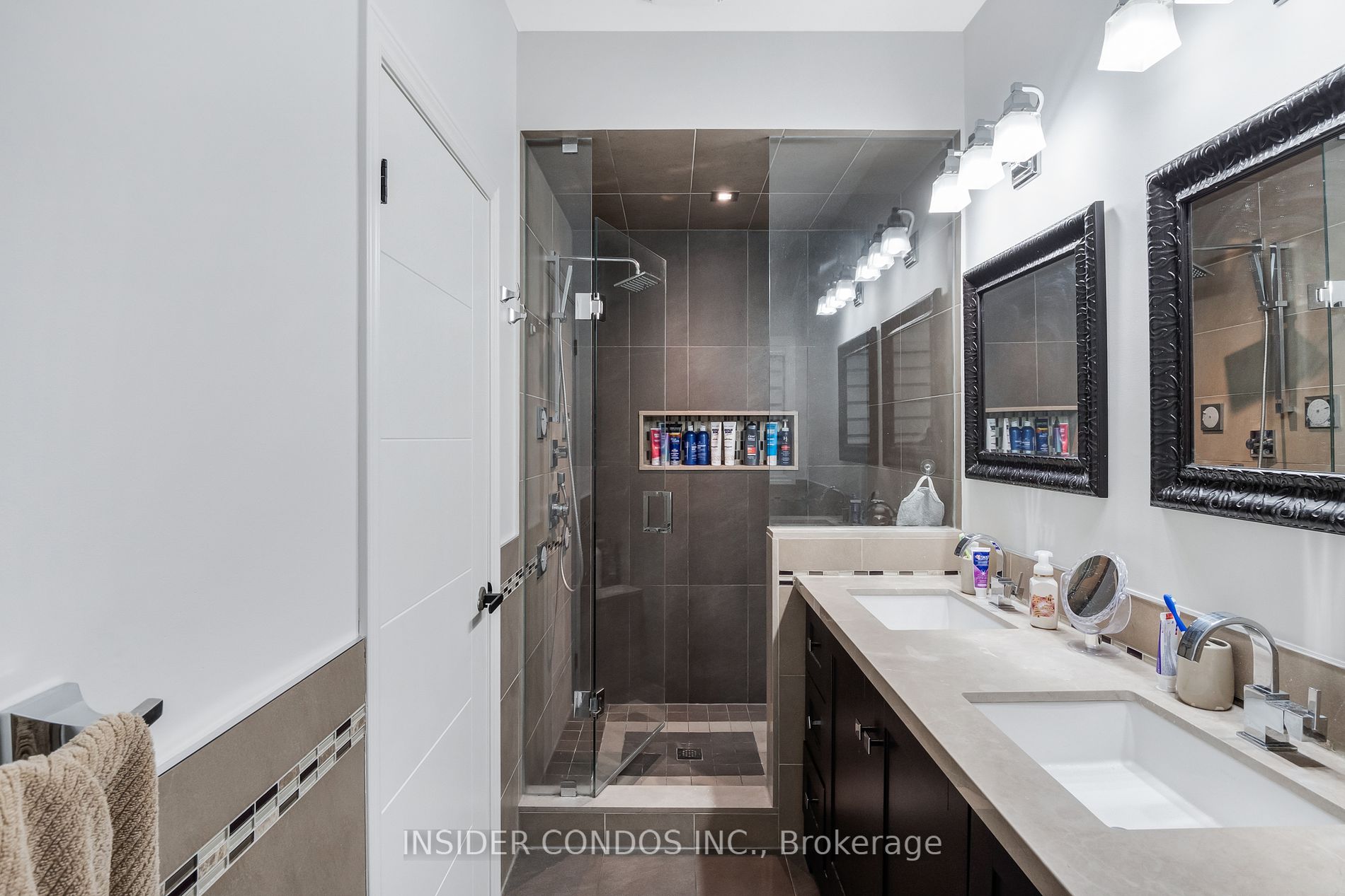 111 Regency View Hts Property Photo 20