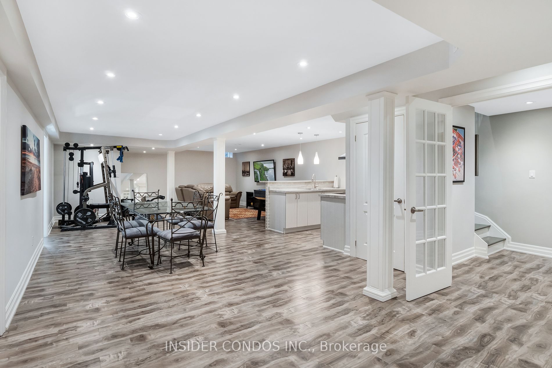 111 Regency View Hts Property Photo 29