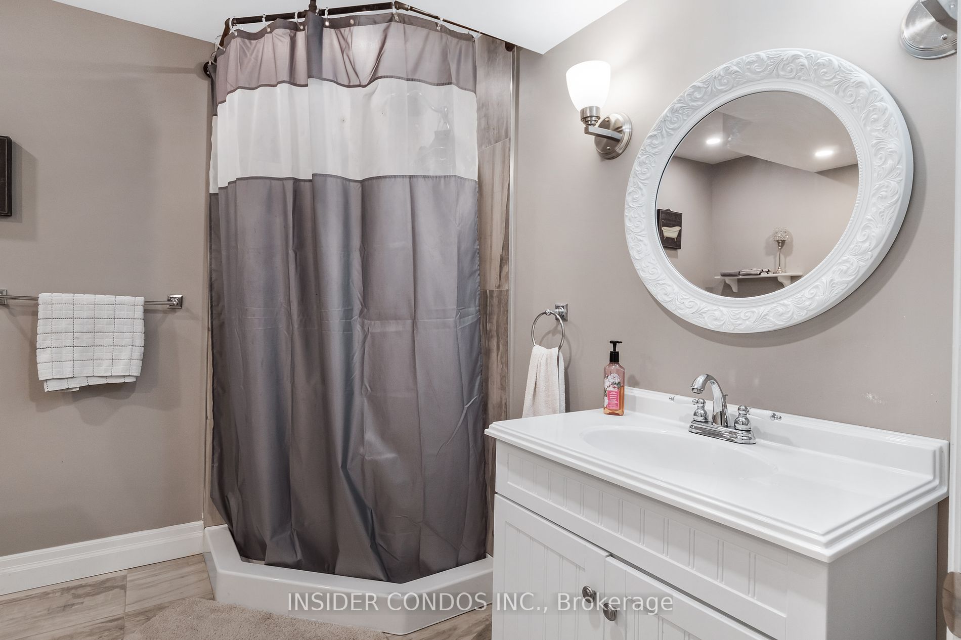 111 Regency View Hts Property Photo 35