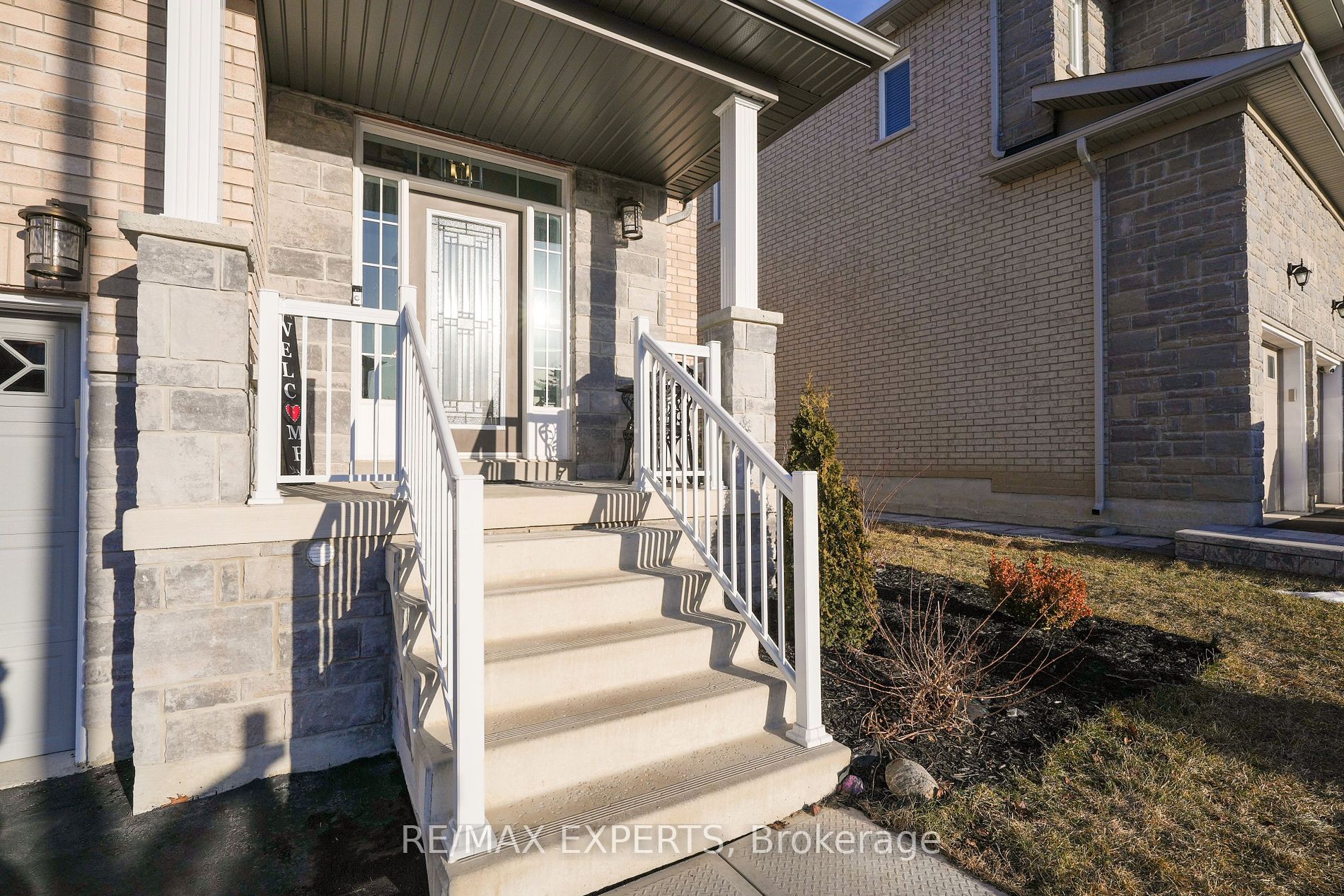 50 Sutherland Ave Property Photo 3