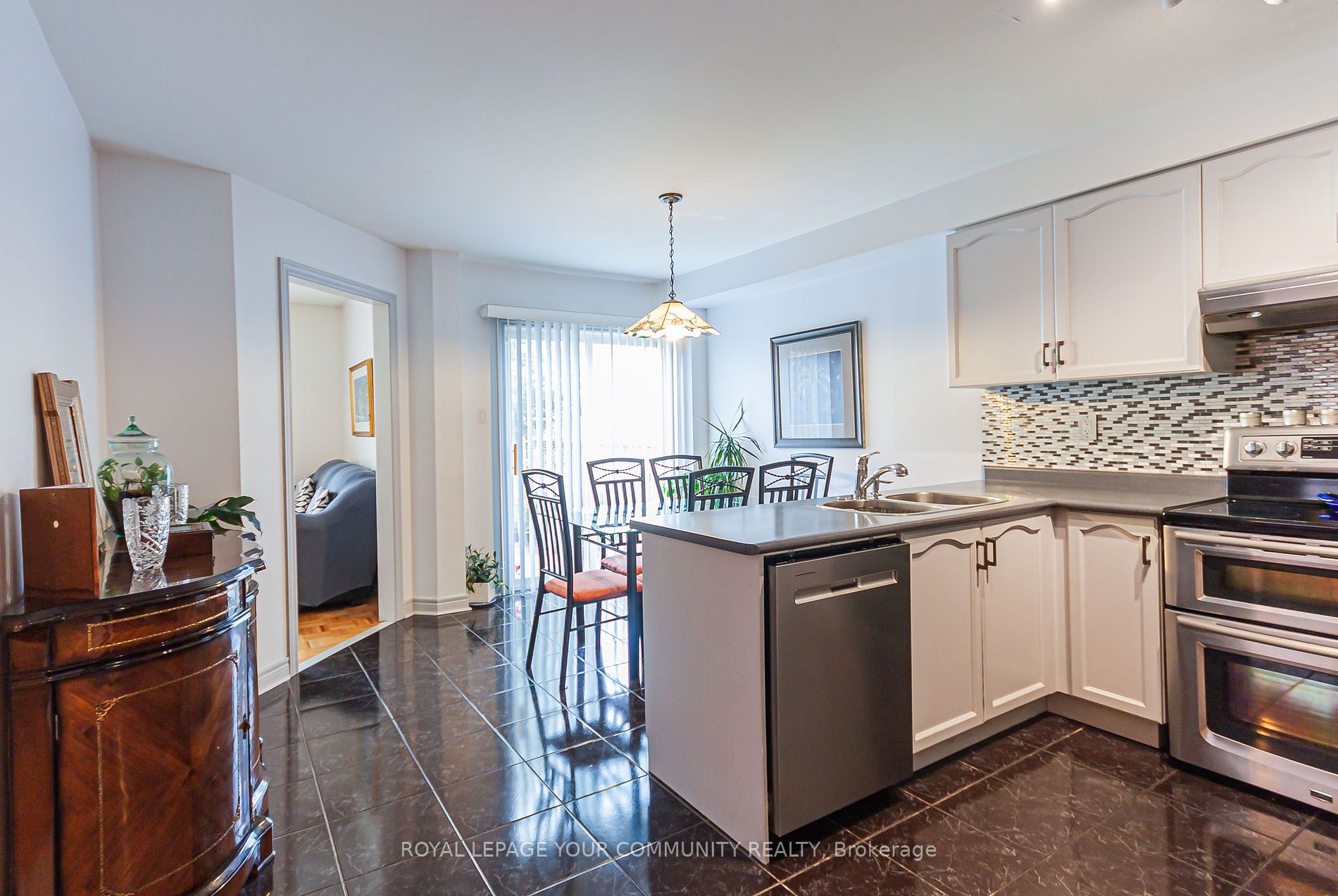 157 Manorheights St Property Photo 10