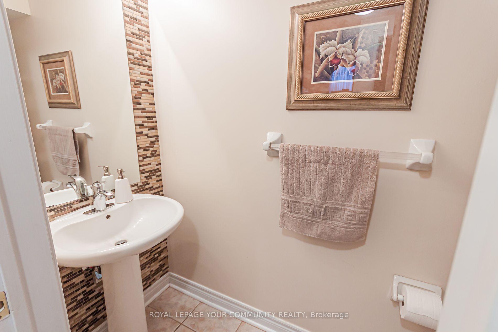157 Manorheights St Property Photo 16