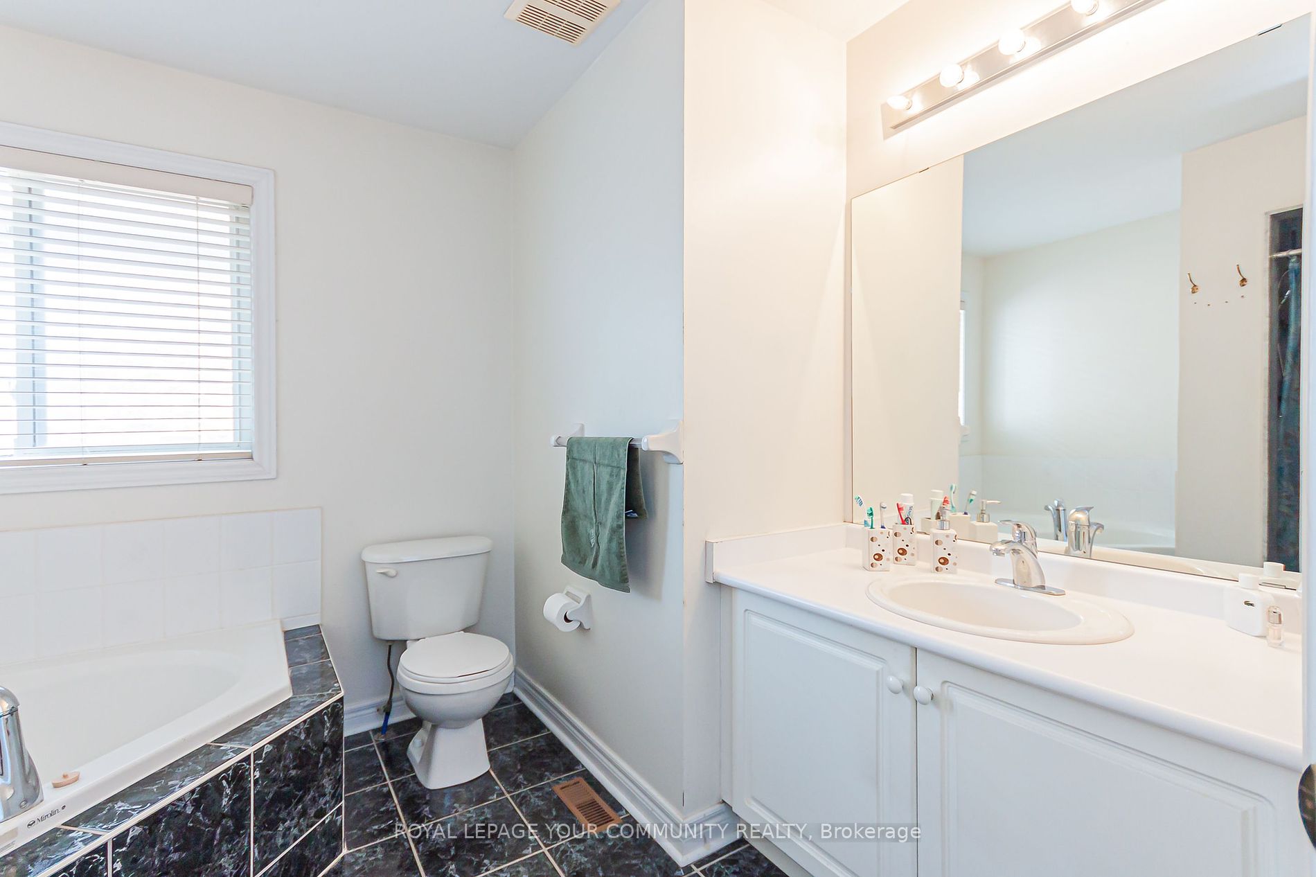 157 Manorheights St Property Photo 19