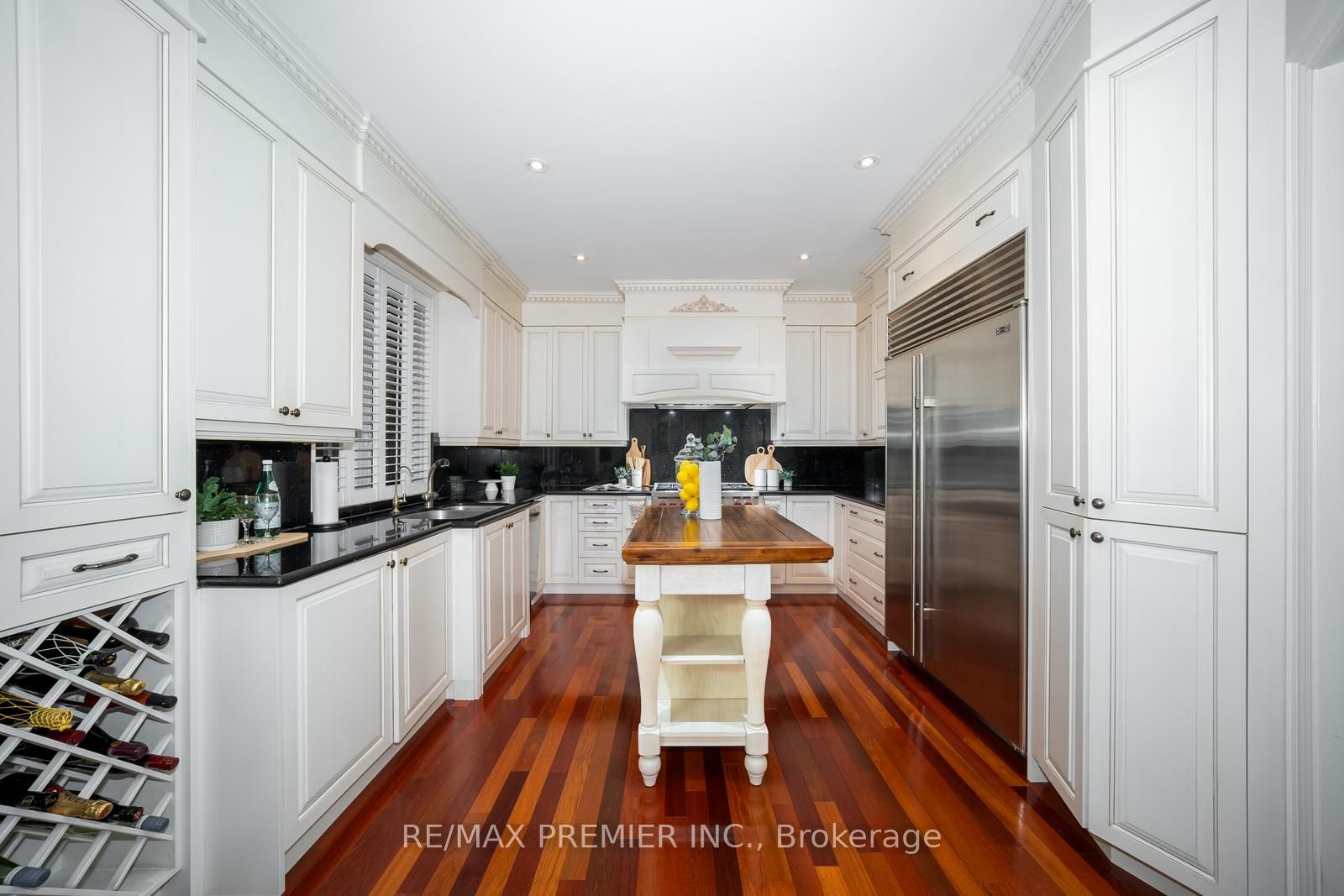 51 Ballantrae Rd Property Photo 13