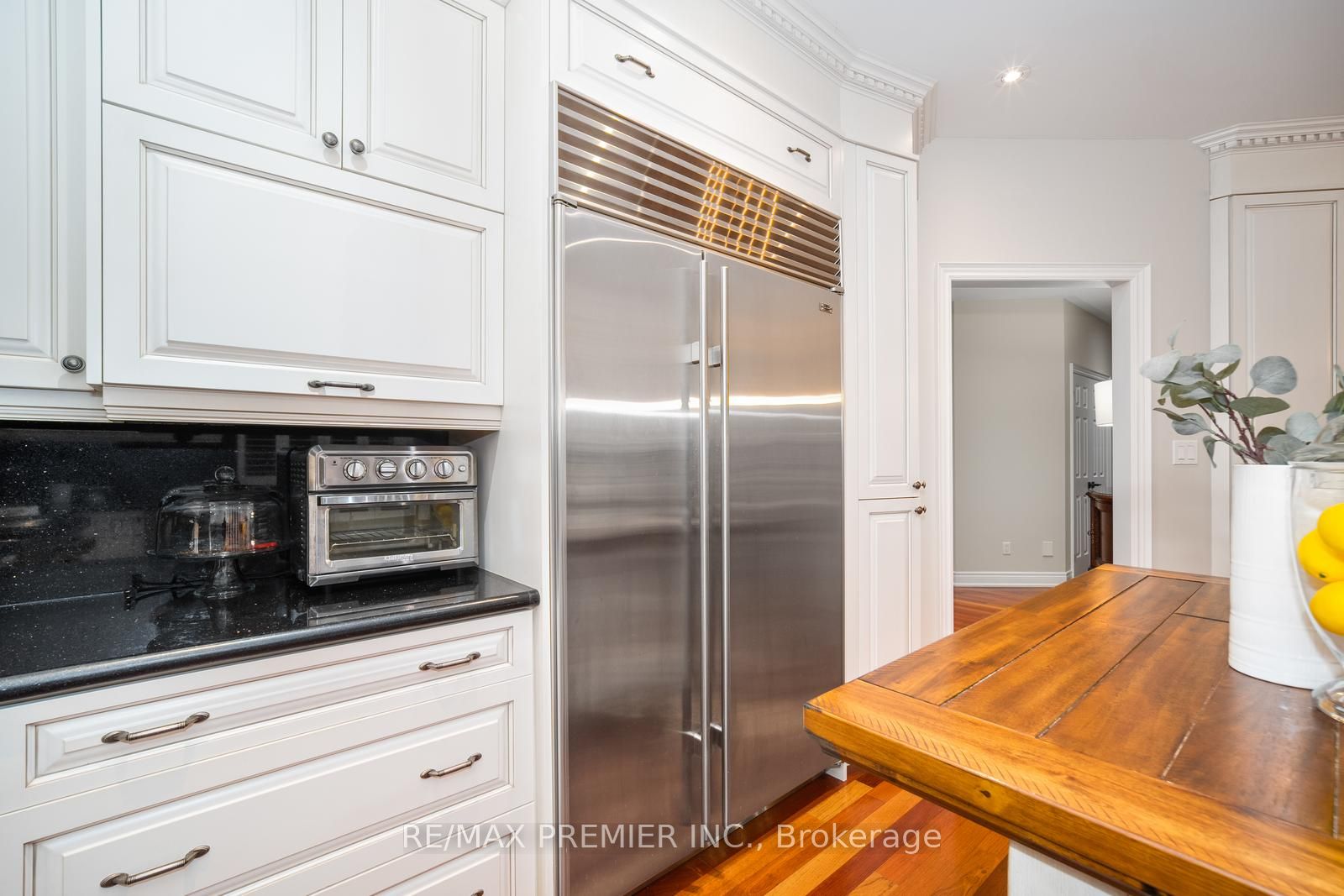 51 Ballantrae Rd Property Photo 15