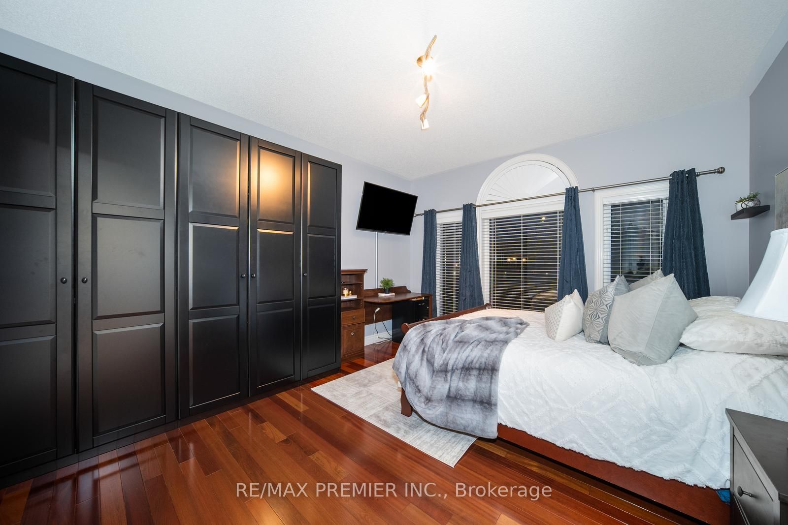 51 Ballantrae Rd Property Photo 16