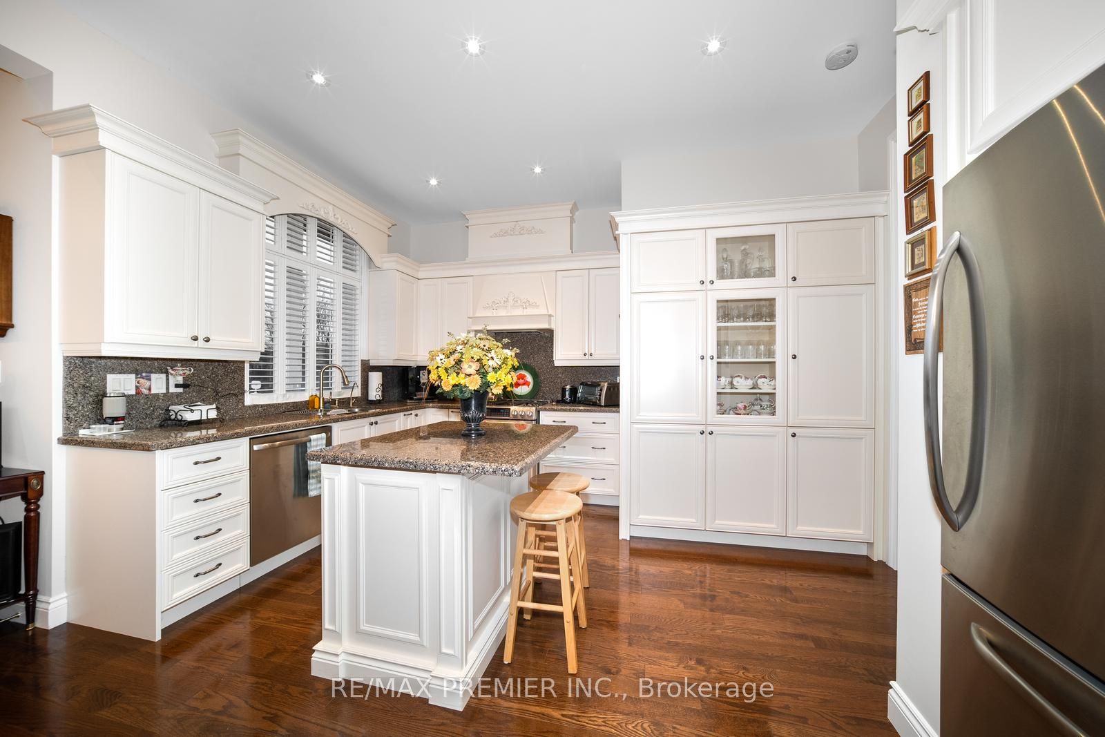 51 Ballantrae Rd Property Photo 24