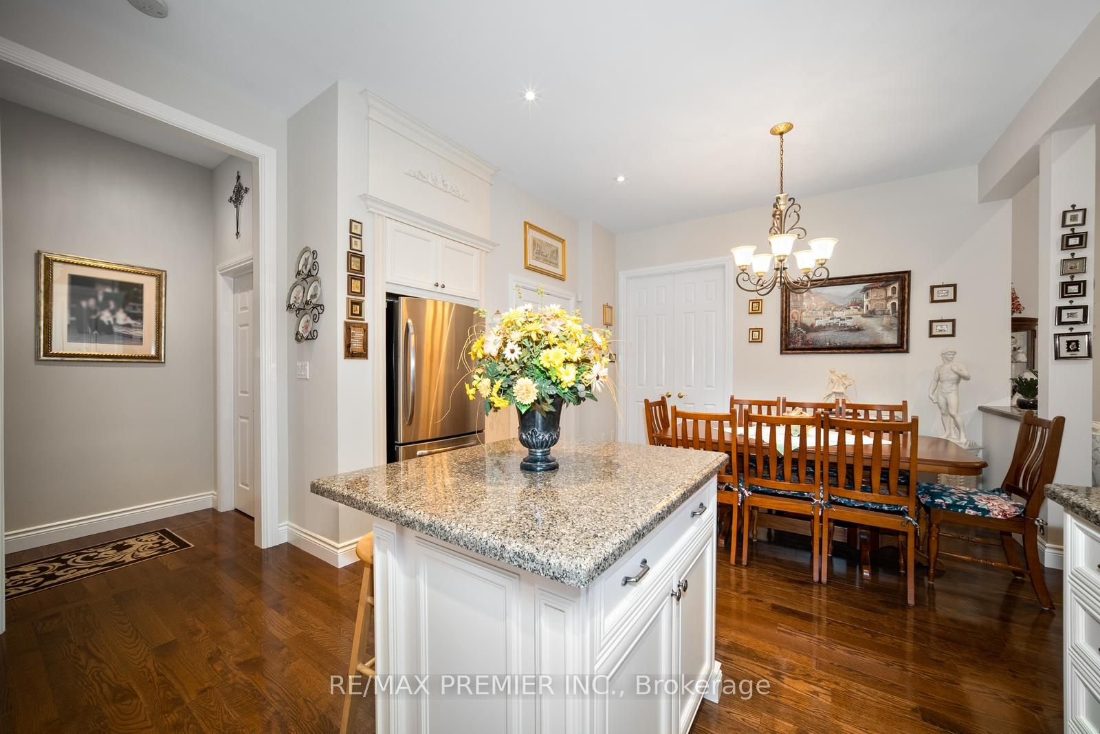 51 Ballantrae Rd Property Photo 25