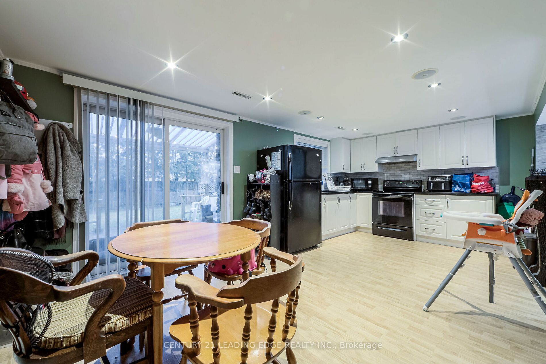71 Devins Dr Property Photo 23