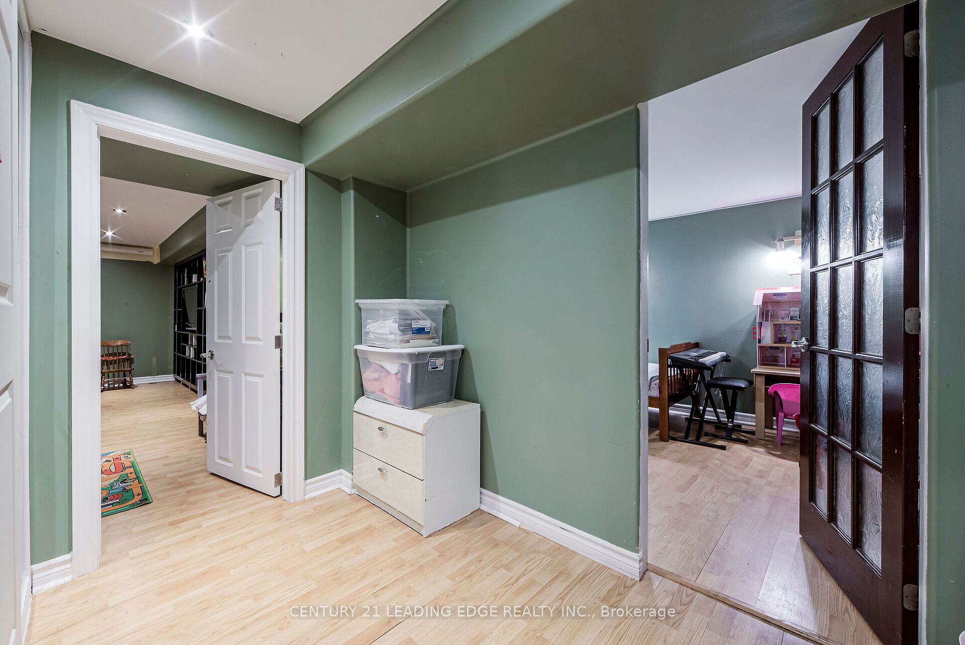 71 Devins Dr Property Photo 28