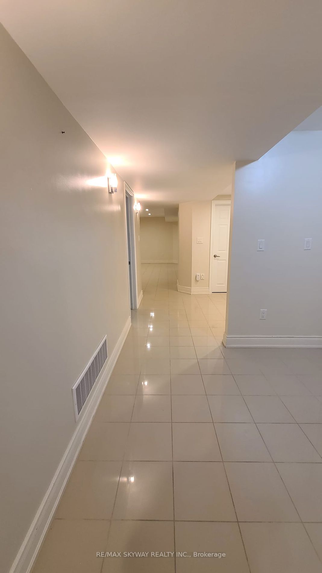 634 Peter Rupert Ave Property Photo 4