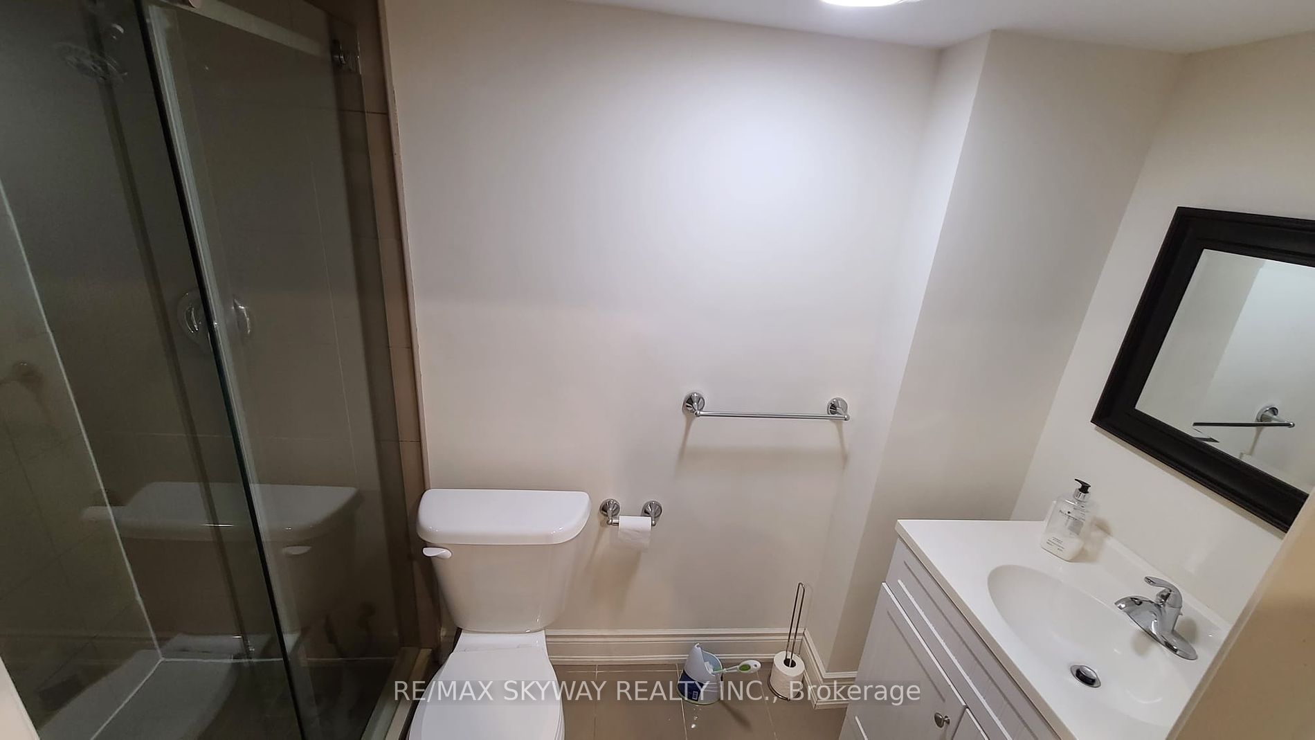 634 Peter Rupert Ave Property Photo 9