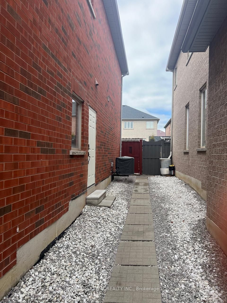 634 Peter Rupert Ave Property Photo 16