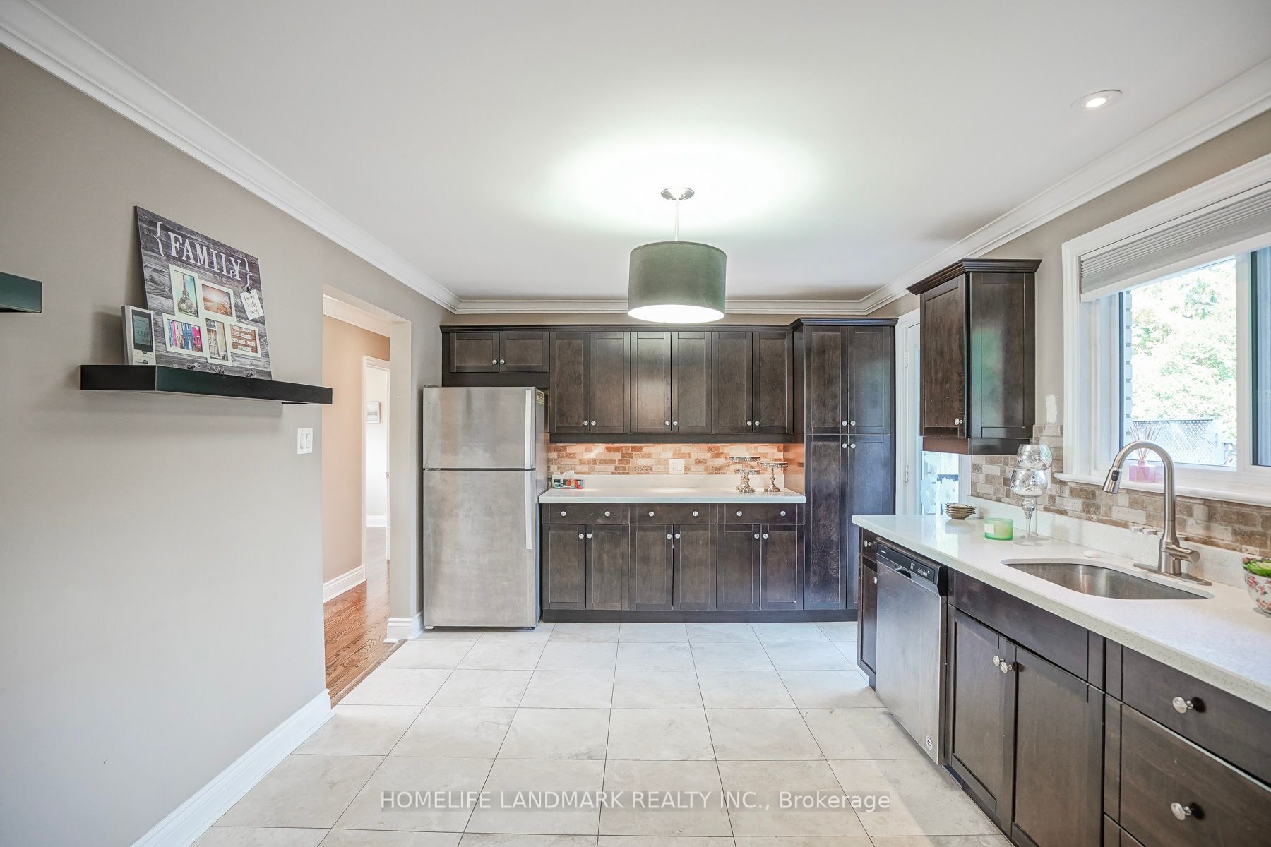 169 Sherwood Forest Dr Property Photo 13