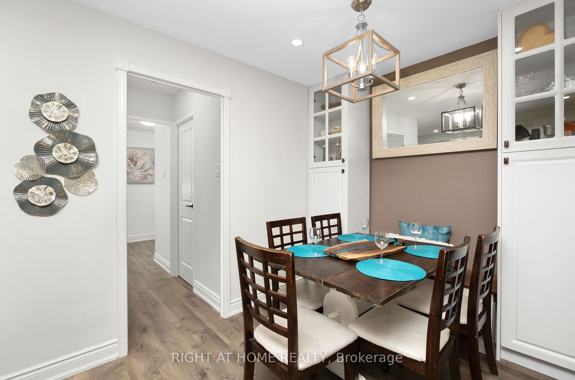 16 Elgin St 2 Property Photo 4