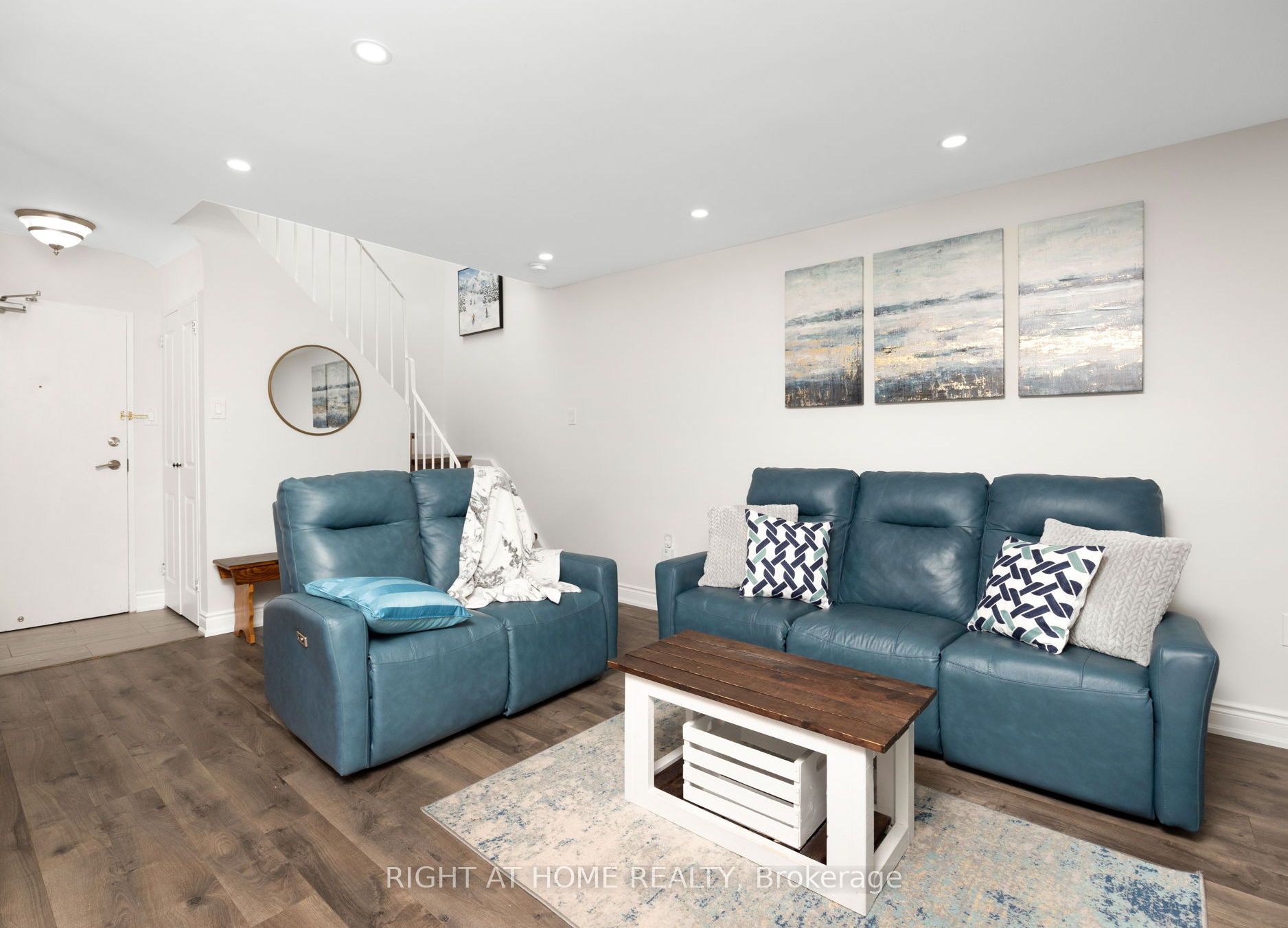 16 Elgin St 2 Property Photo 6