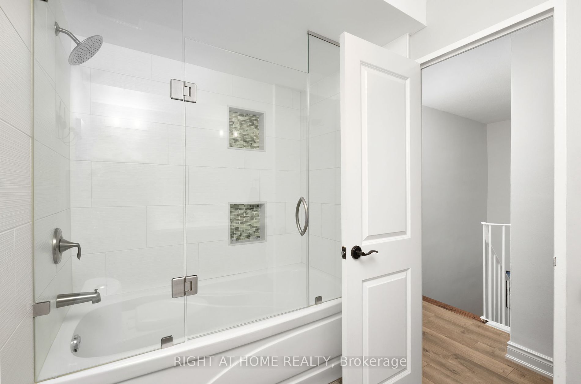 16 Elgin St 2 Property Photo 19