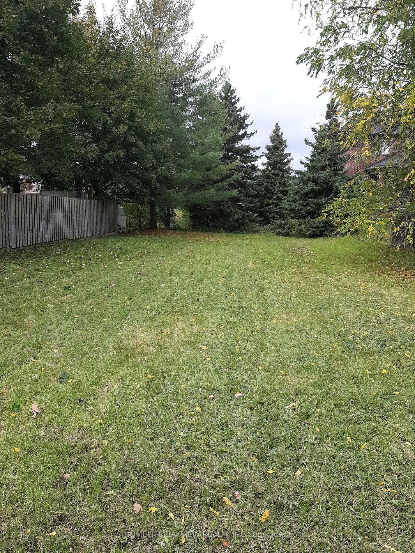 71 Regatta Ave S Property Photo 6