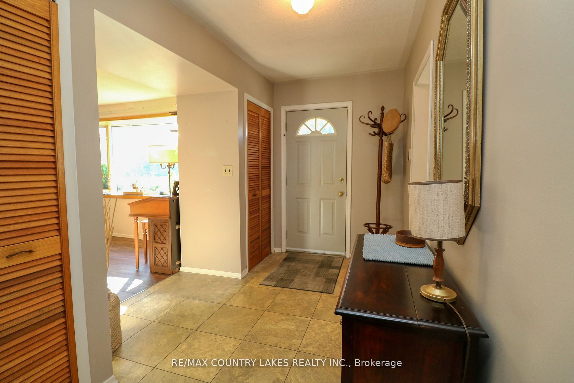 74 Clovelly Cove Property Photo 4