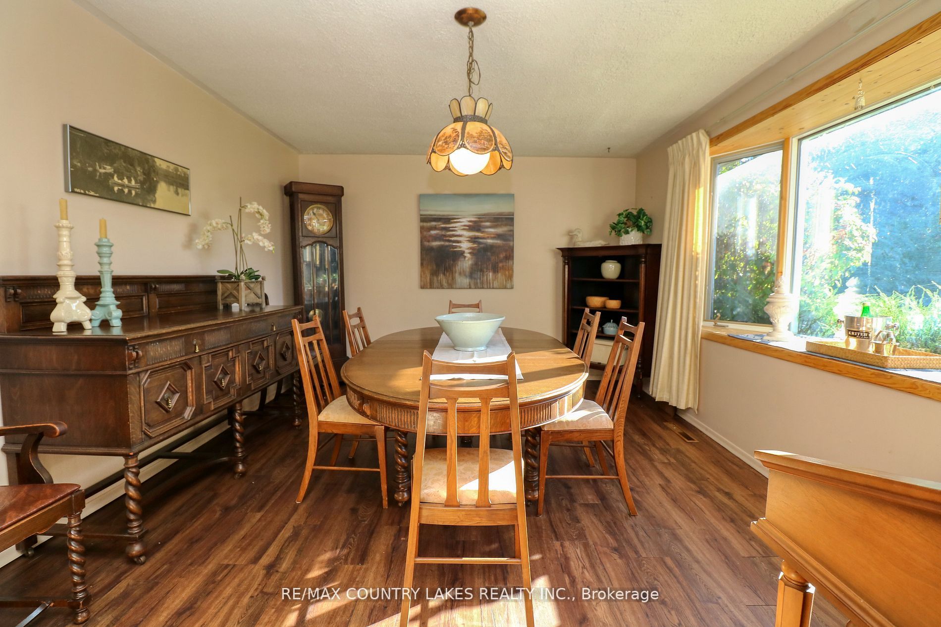 74 Clovelly Cove Property Photo 5