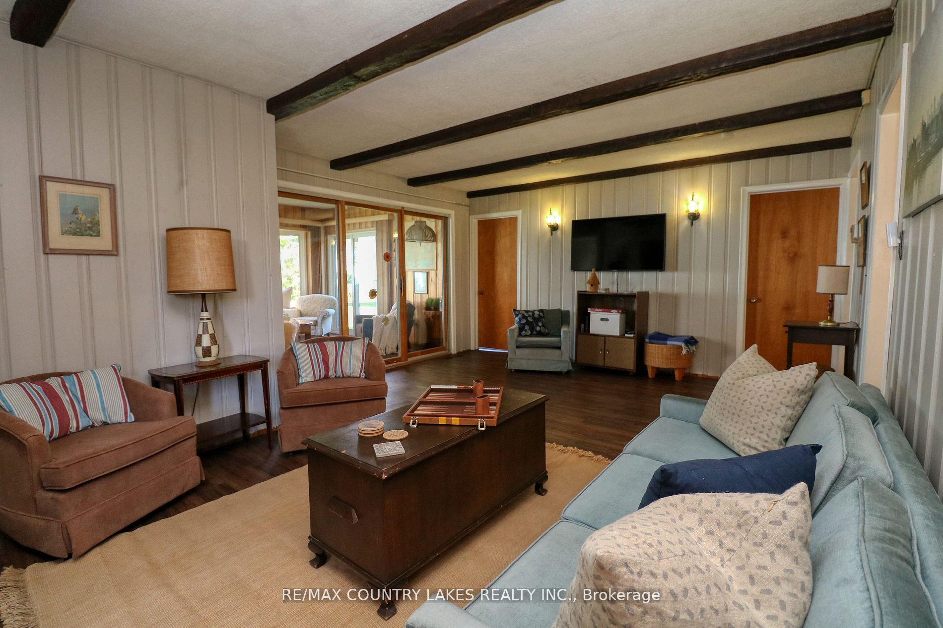 74 Clovelly Cove Property Photo 9
