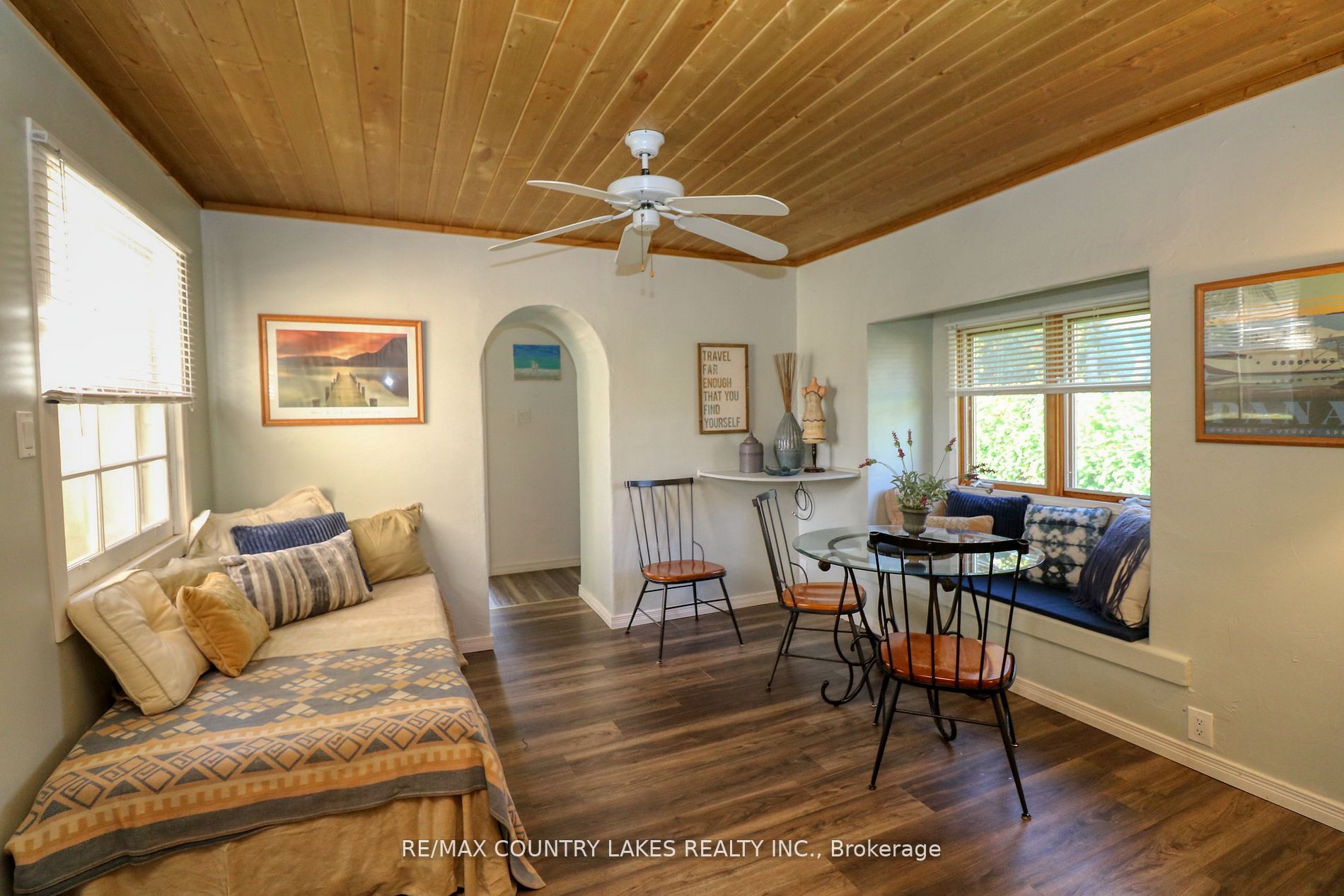 74 Clovelly Cove Property Photo 18