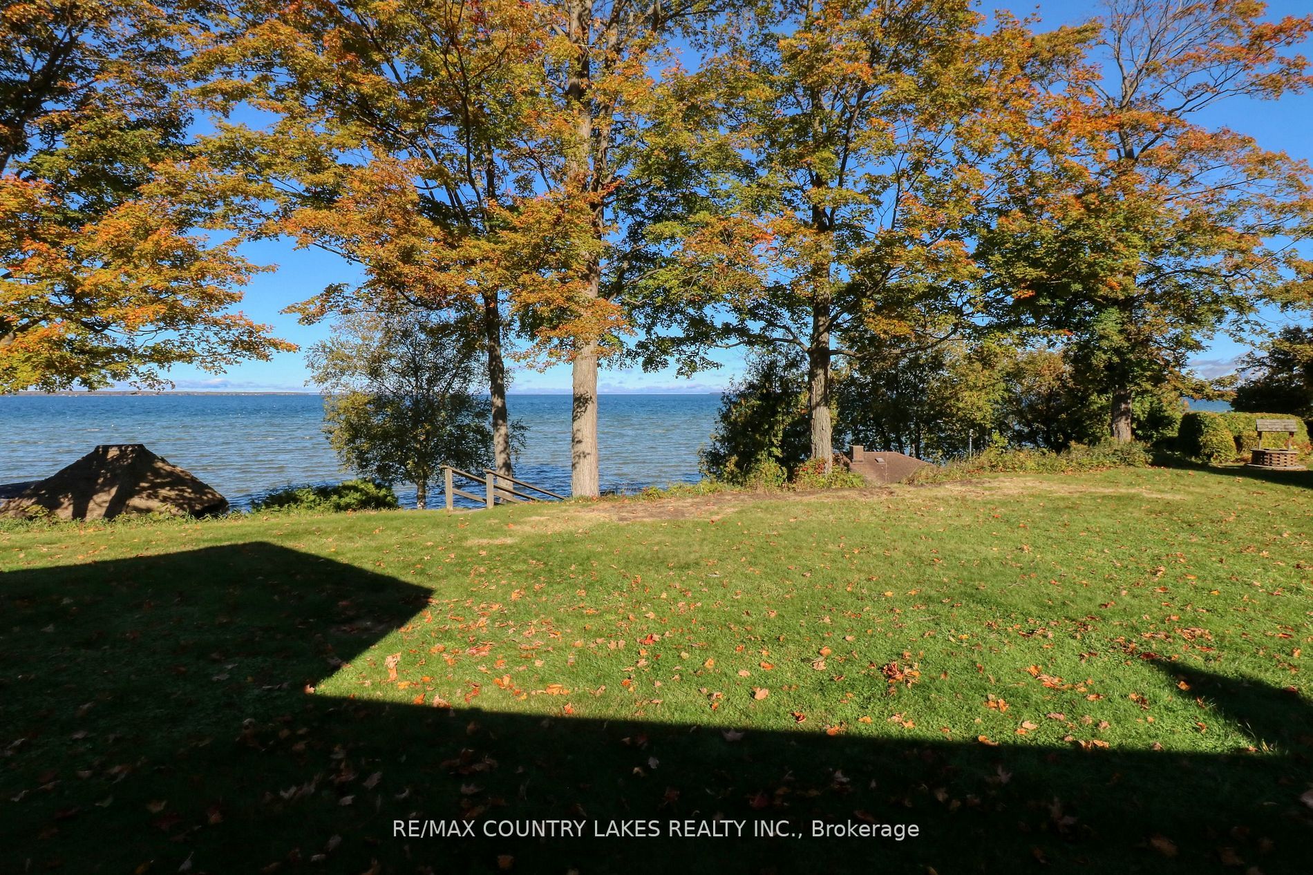 74 Clovelly Cove Property Photo 24