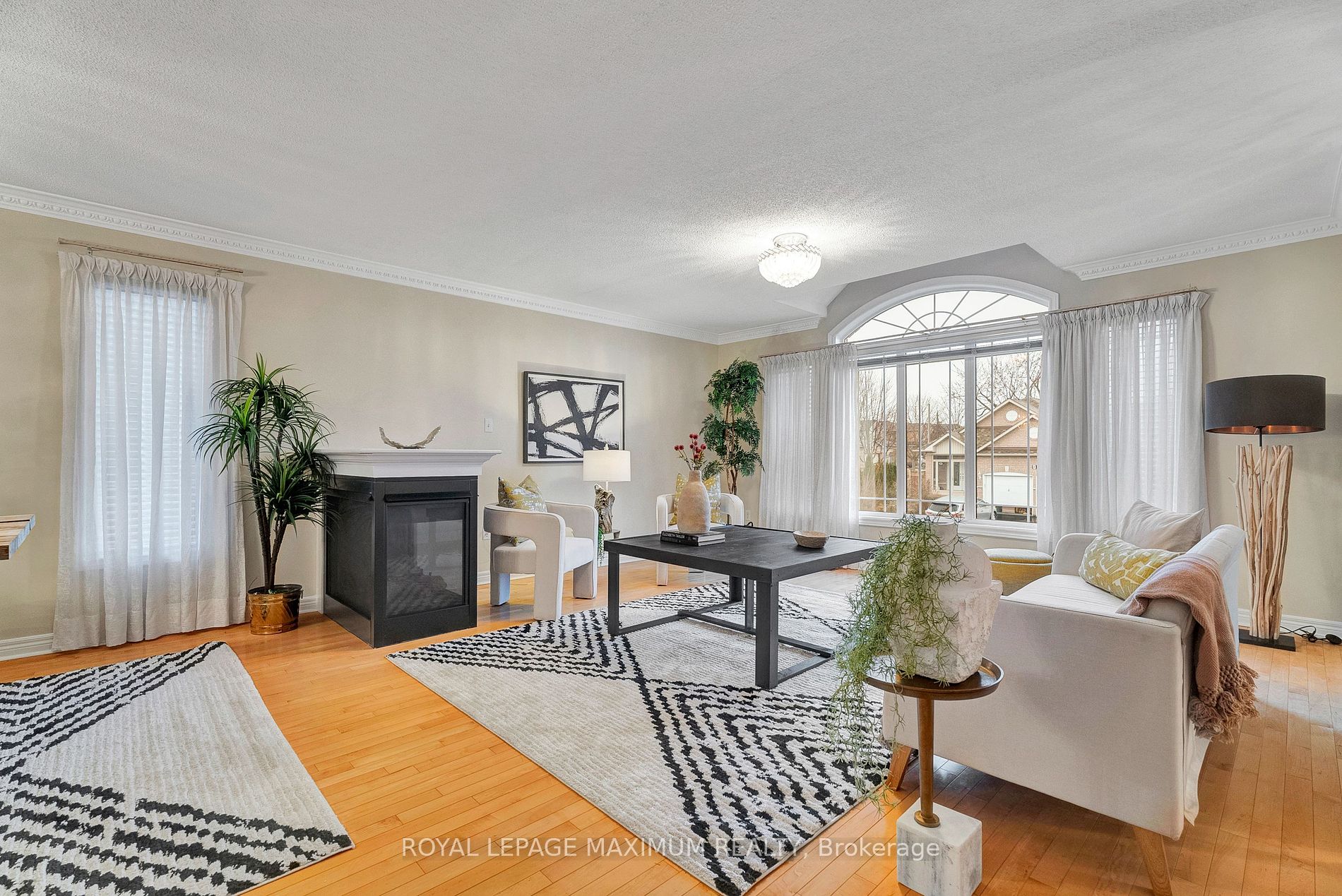 6 Tobermory Crt Property Photo 3