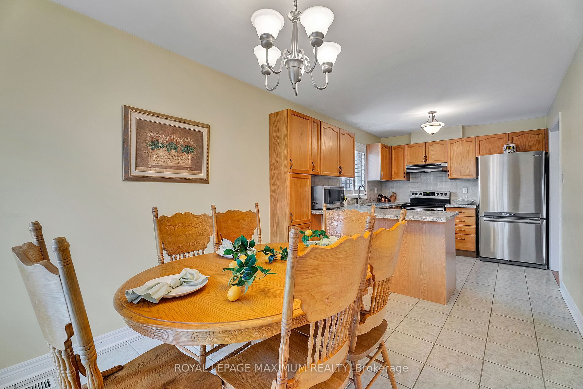 6 Tobermory Crt Property Photo 12