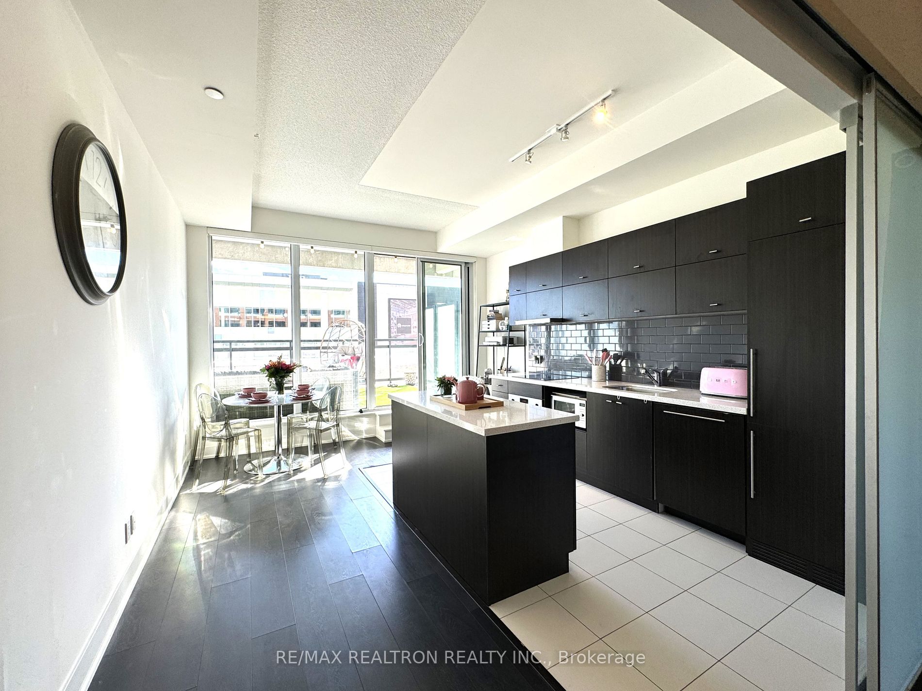 180 Enterprise Blvd 8 Property Photo 11