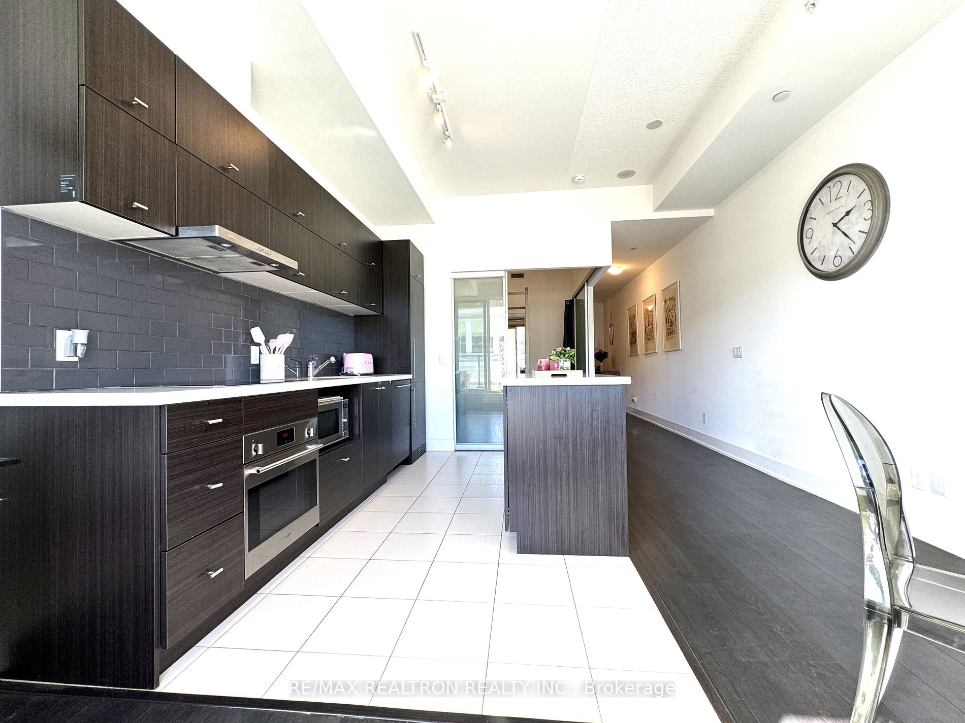 180 Enterprise Blvd 8 Property Photo 16