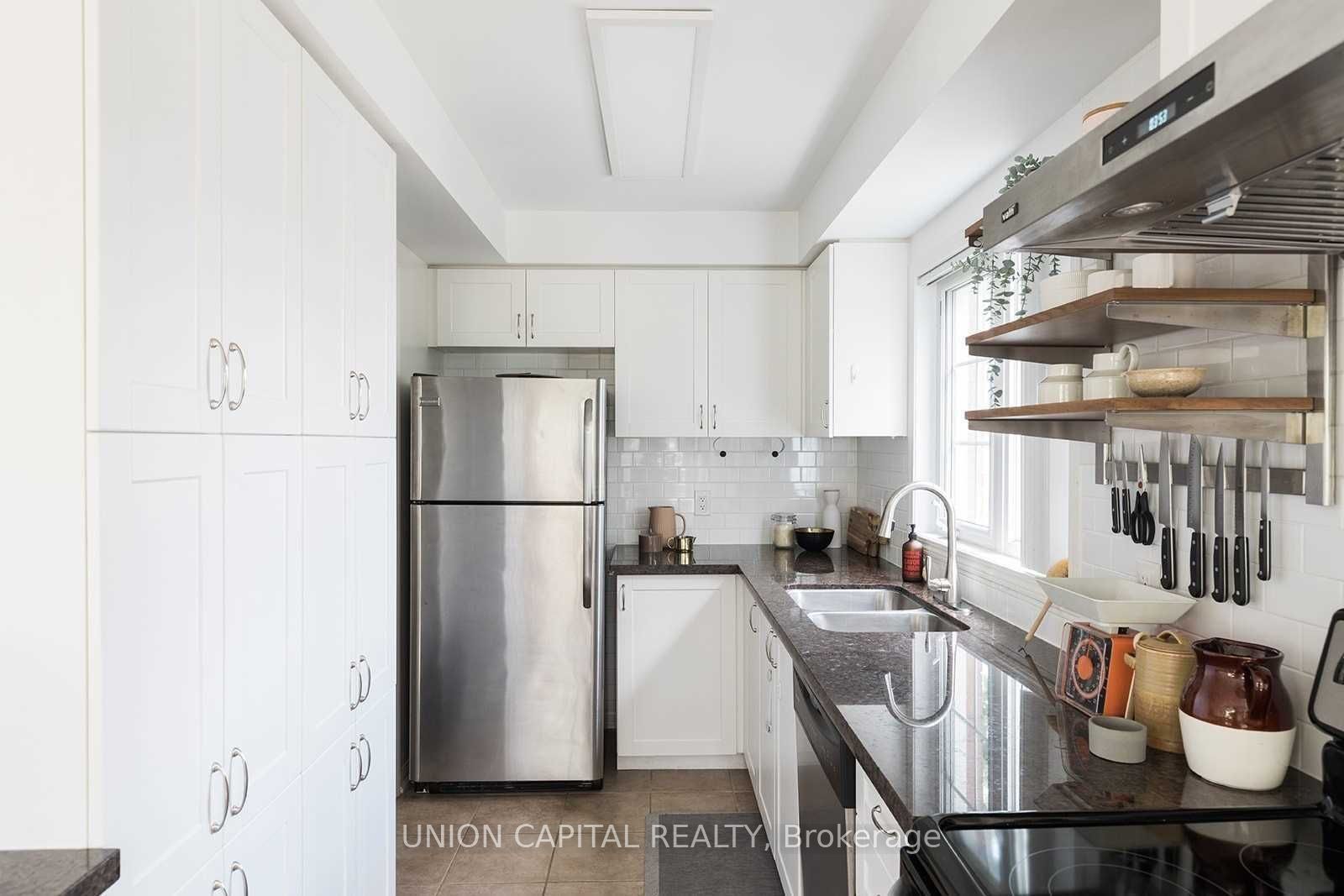 21 Winn Pl Property Photo 6