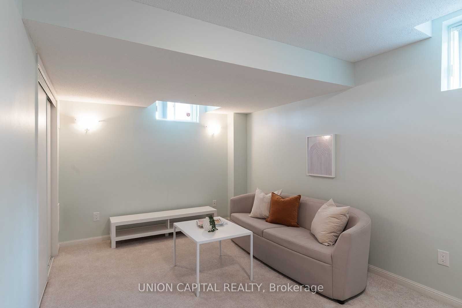 21 Winn Pl Property Photo 14