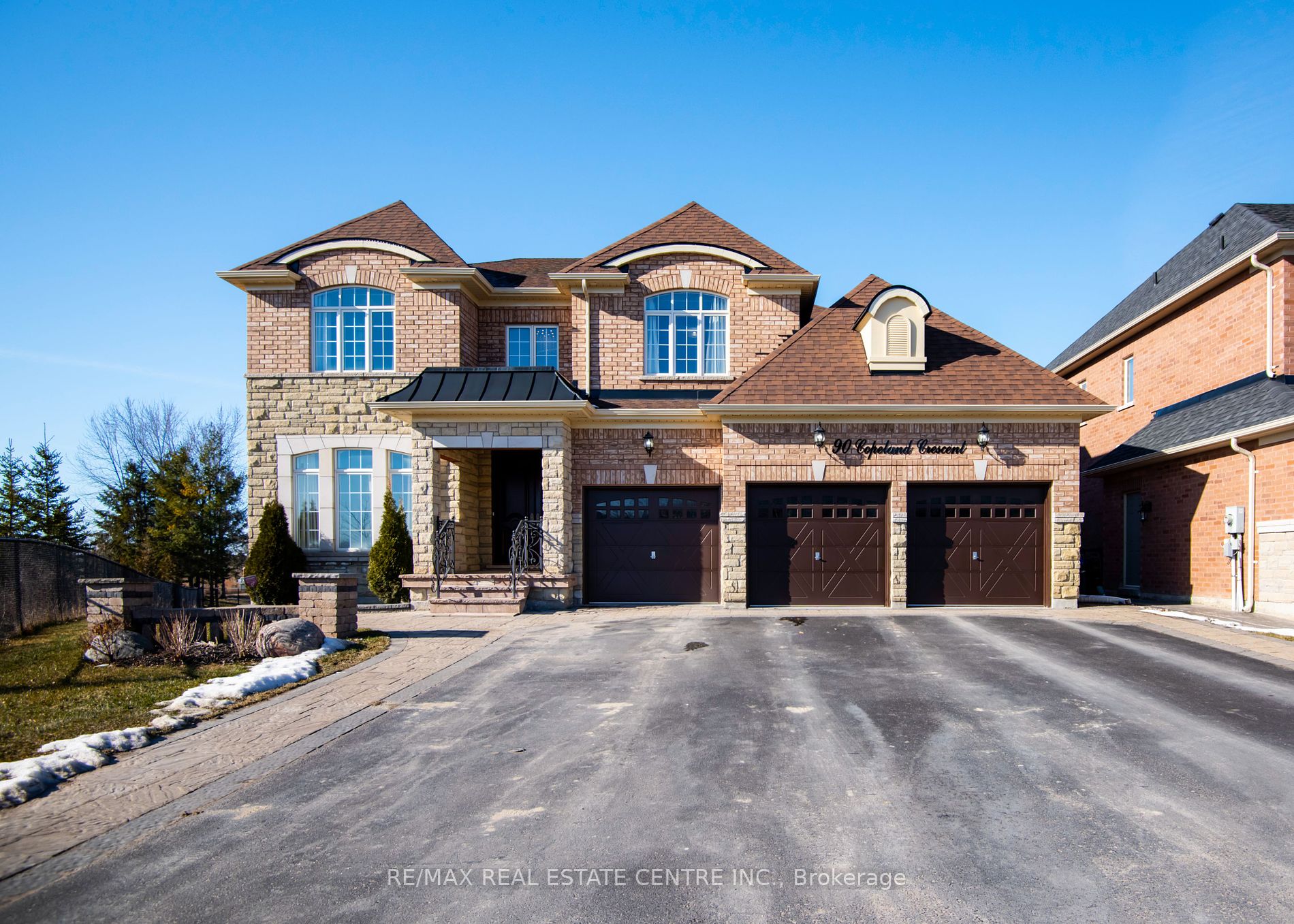 90 Copeland Cres Property Photo