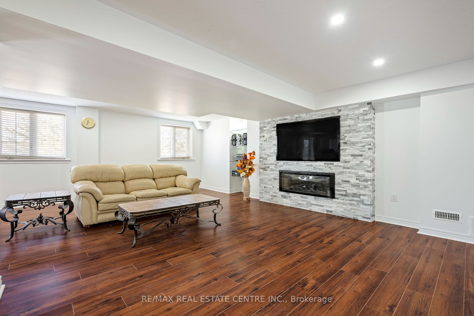 90 Copeland Cres Property Photo 36