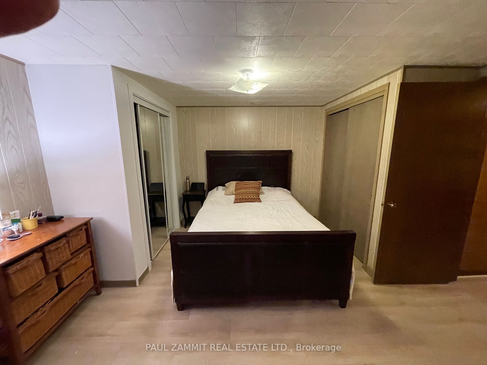 76 Johnson St Property Photo 11