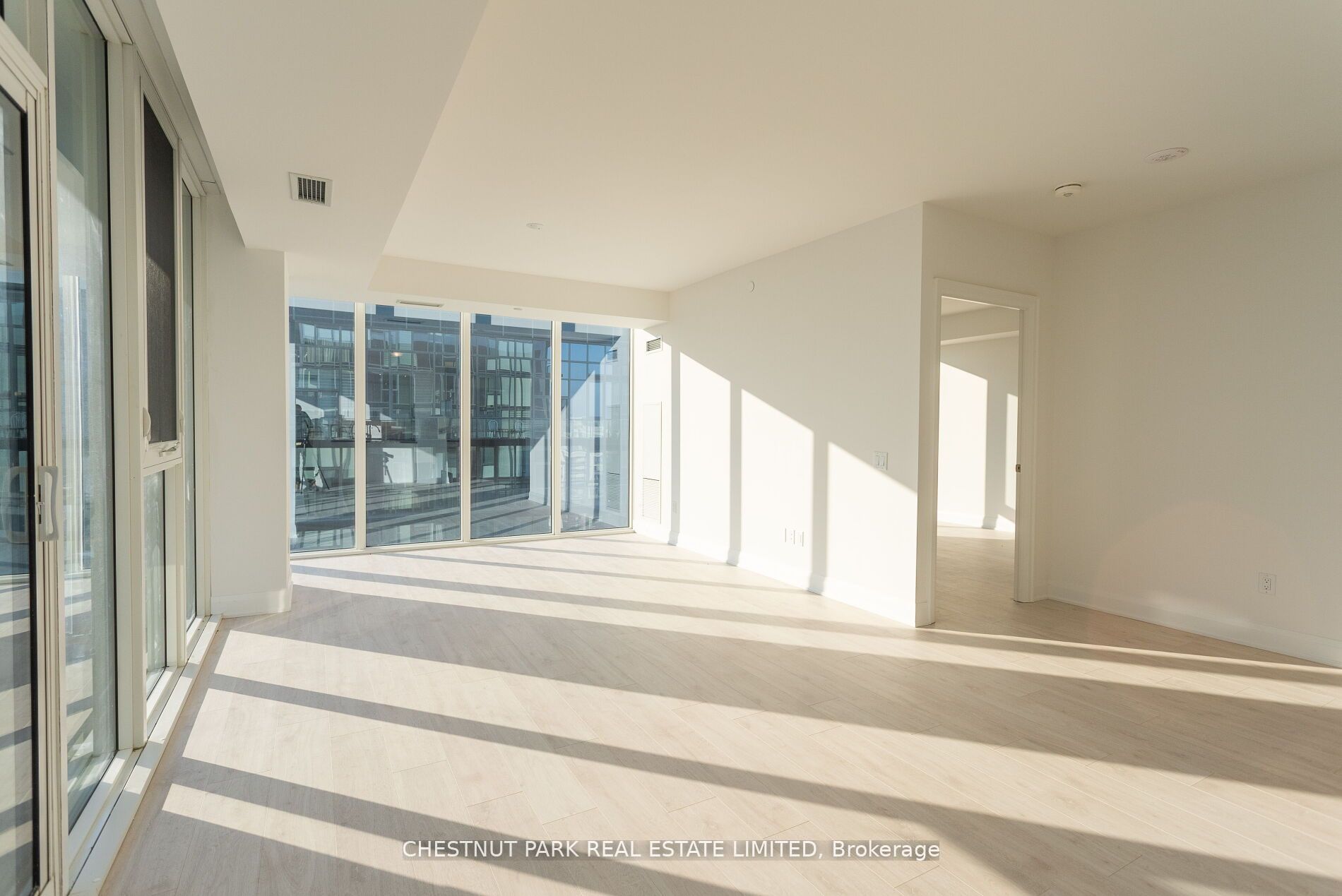 20 Gatineau Dr 10 Property Photo 3