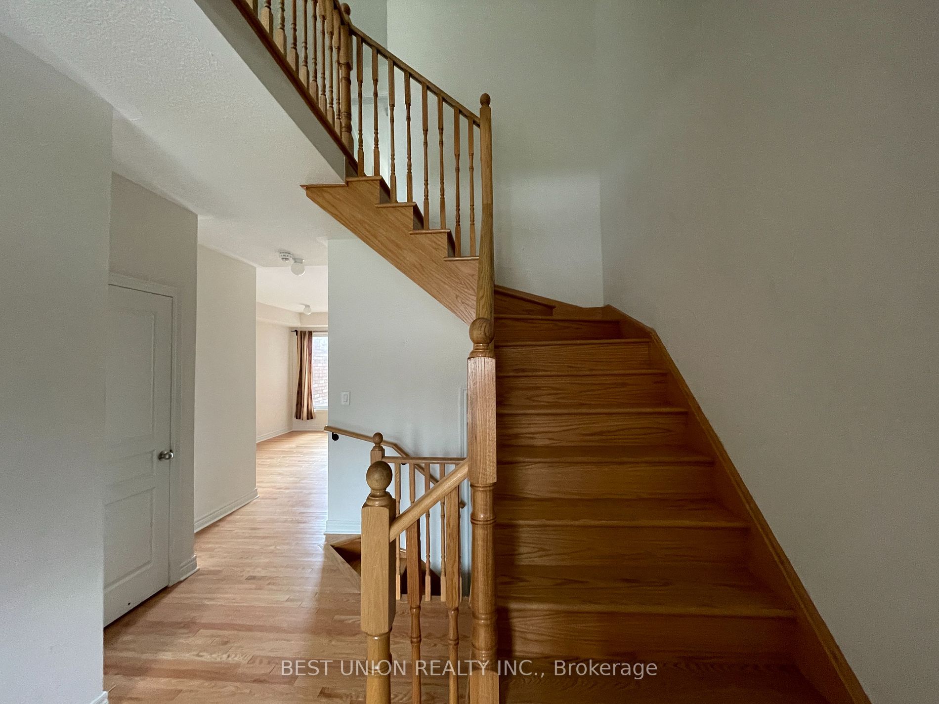 65 Port Arthur Cres Property Photo 10