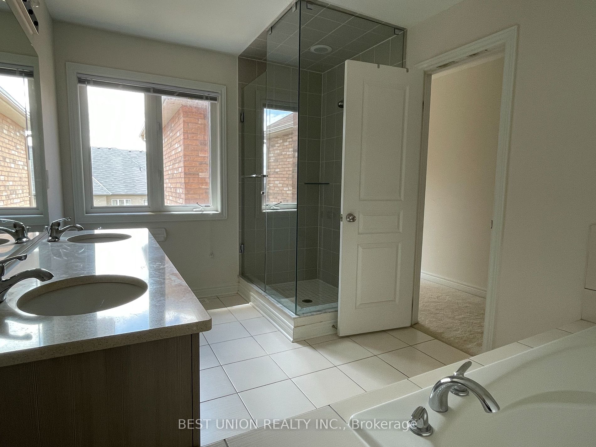 65 Port Arthur Cres Property Photo 13