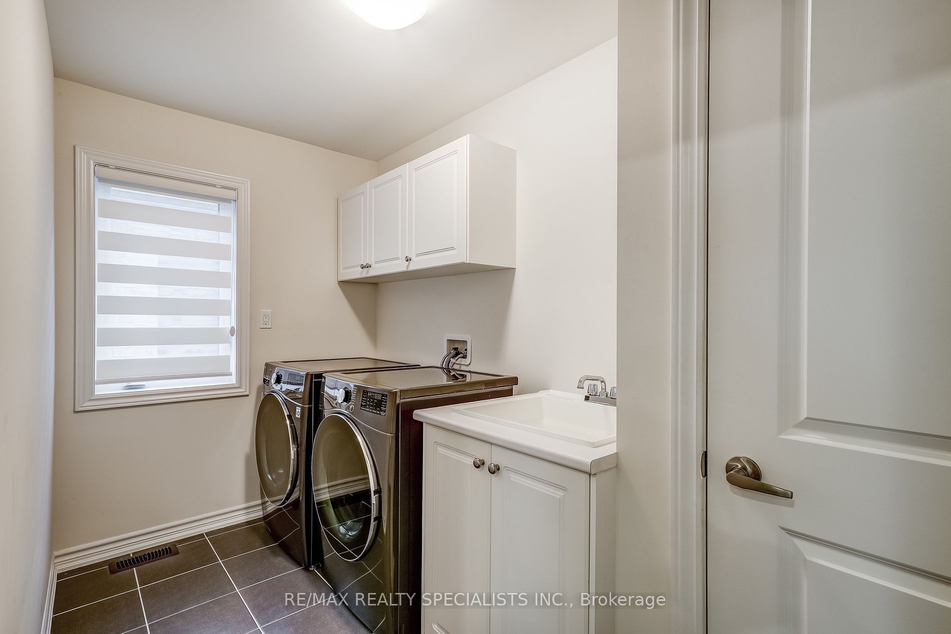 117 Ferragine Cres Property Photo 19