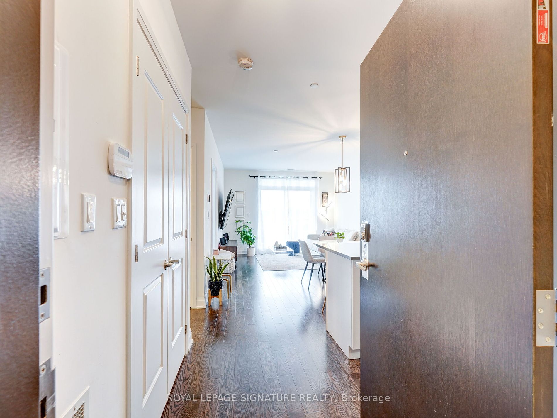 15277 Yonge St 4 Property Photo 3