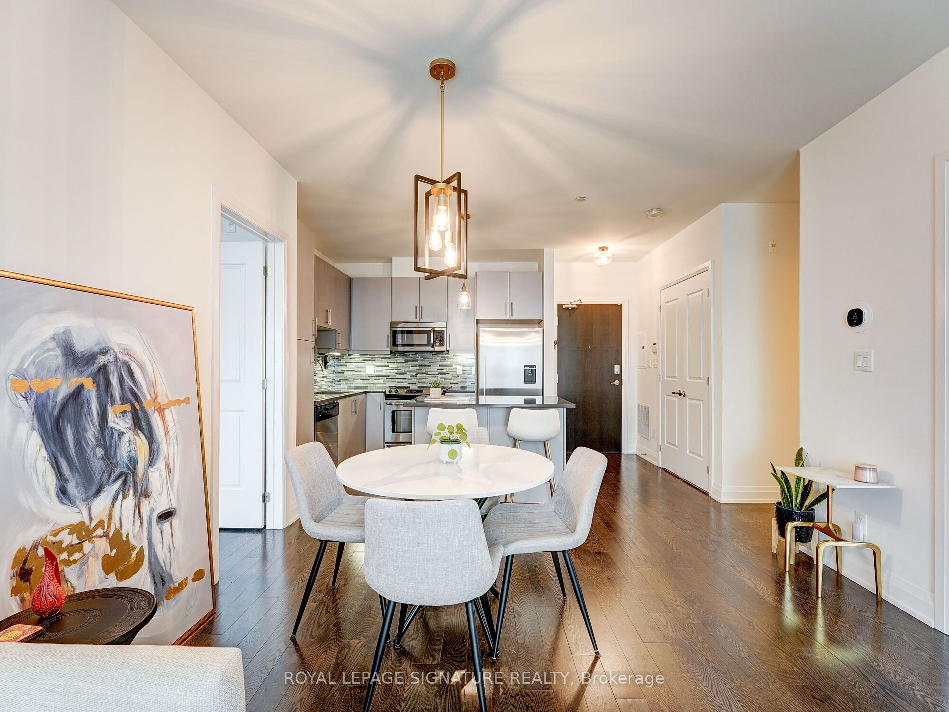 15277 Yonge St 4 Property Photo 15