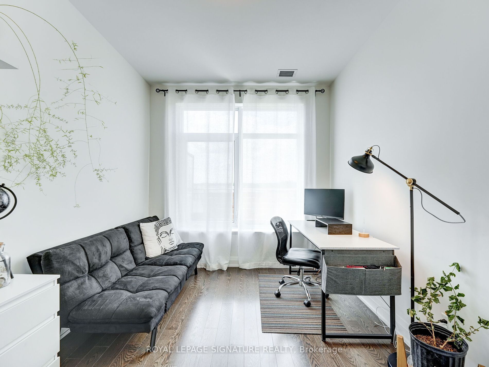 15277 Yonge St 4 Property Photo 20