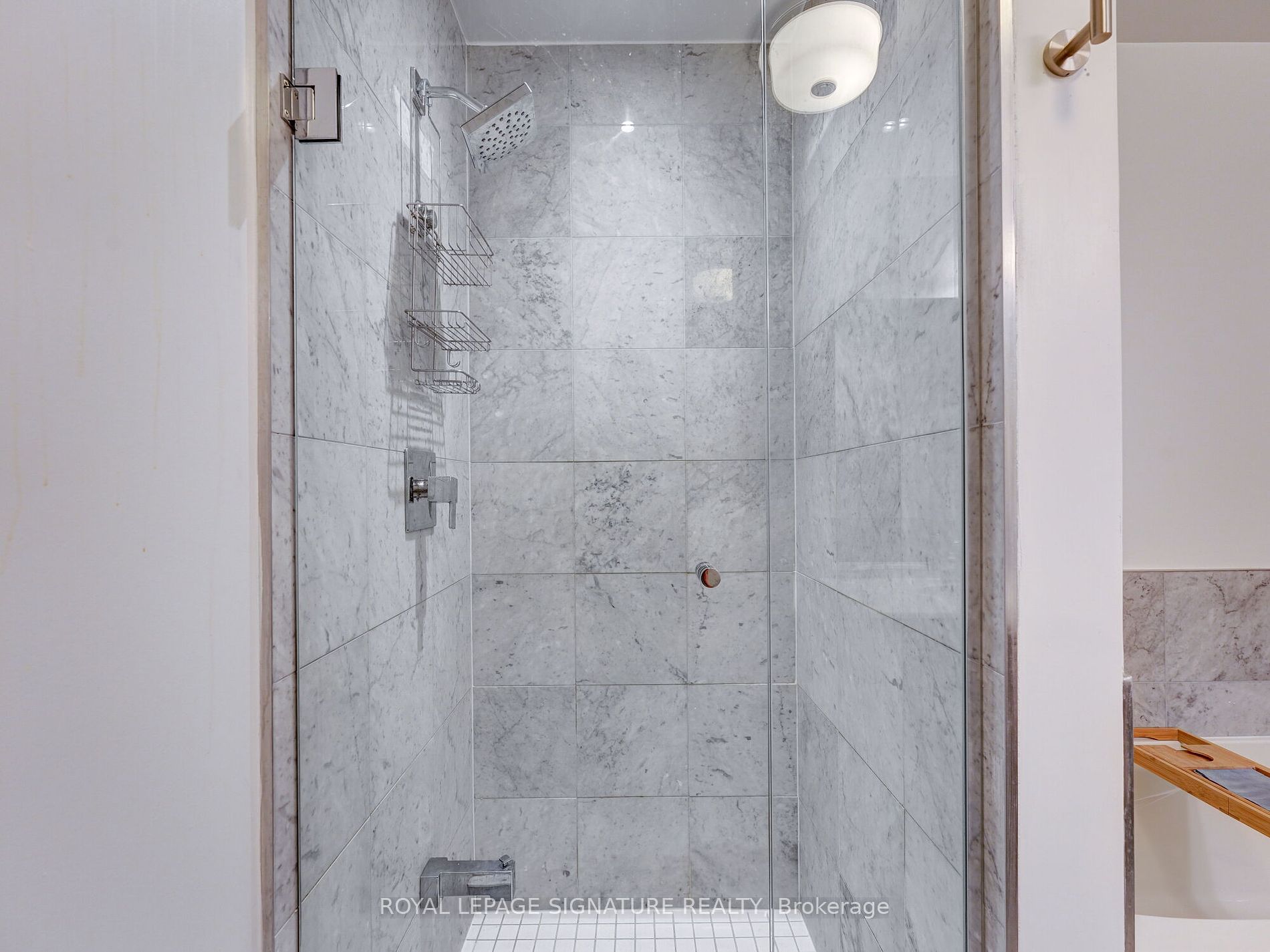 15277 Yonge St 4 Property Photo 28