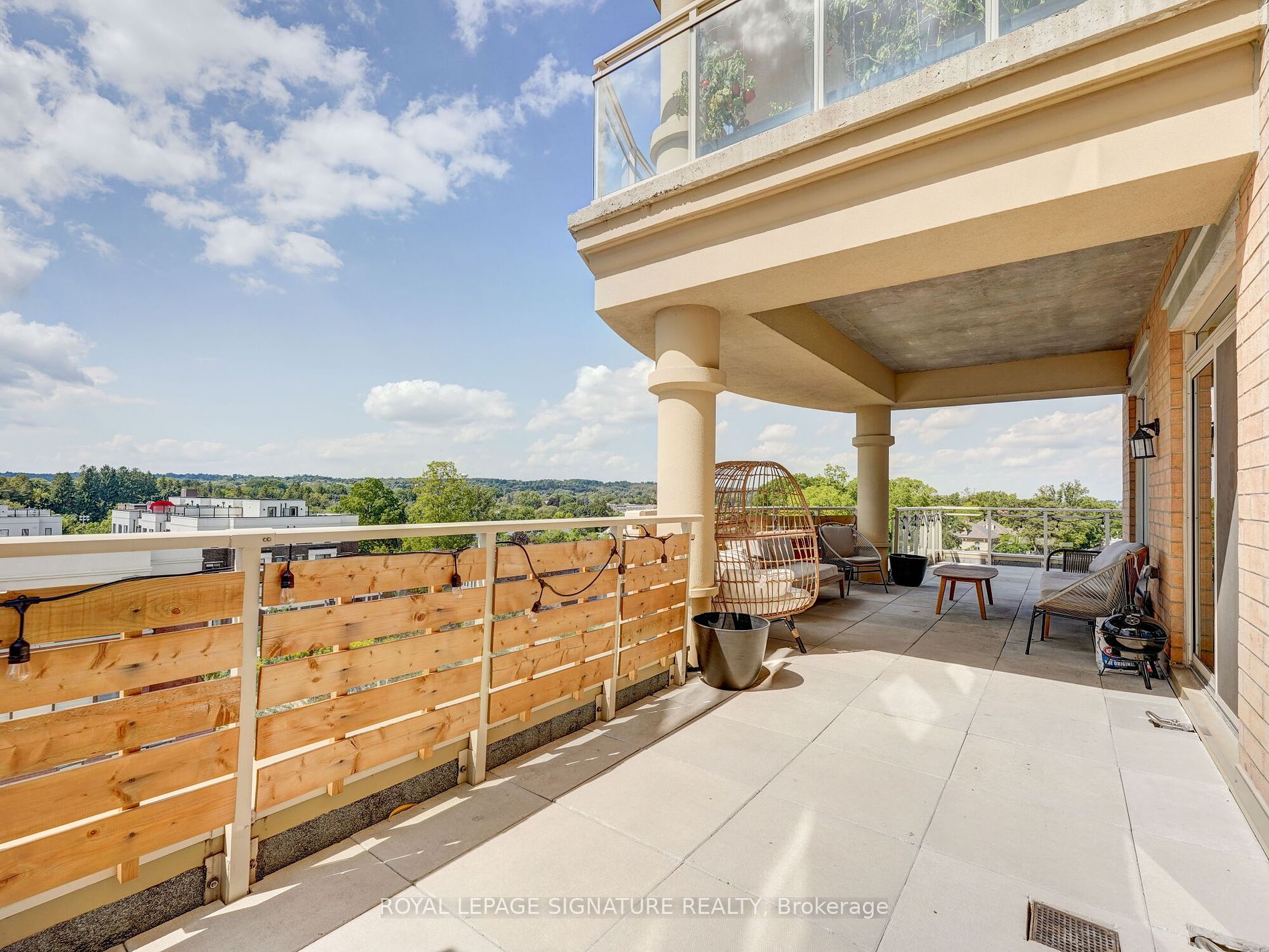 15277 Yonge St 4 Property Photo 30