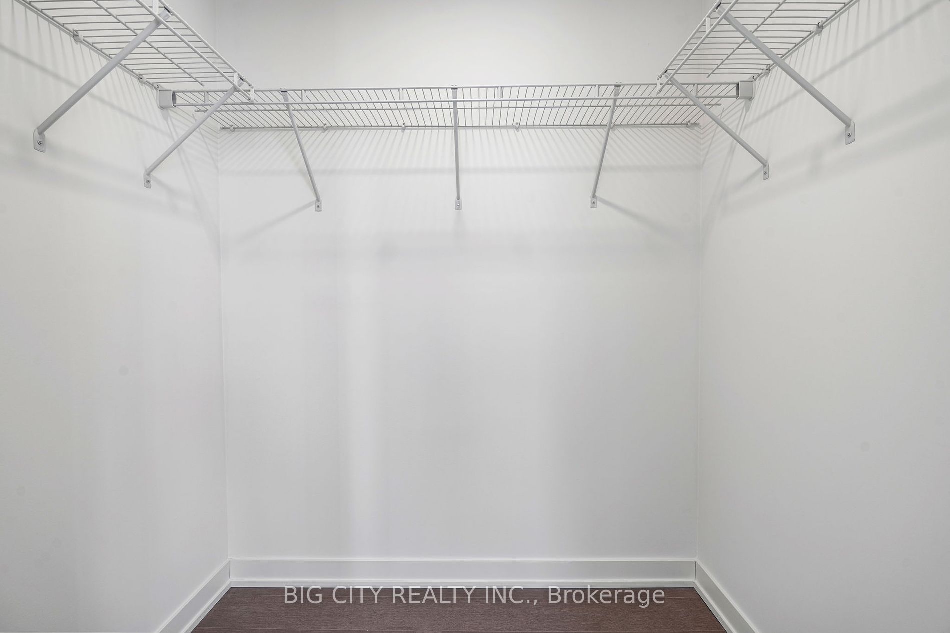 8119 Birchmount Rd 06 Property Photo 17